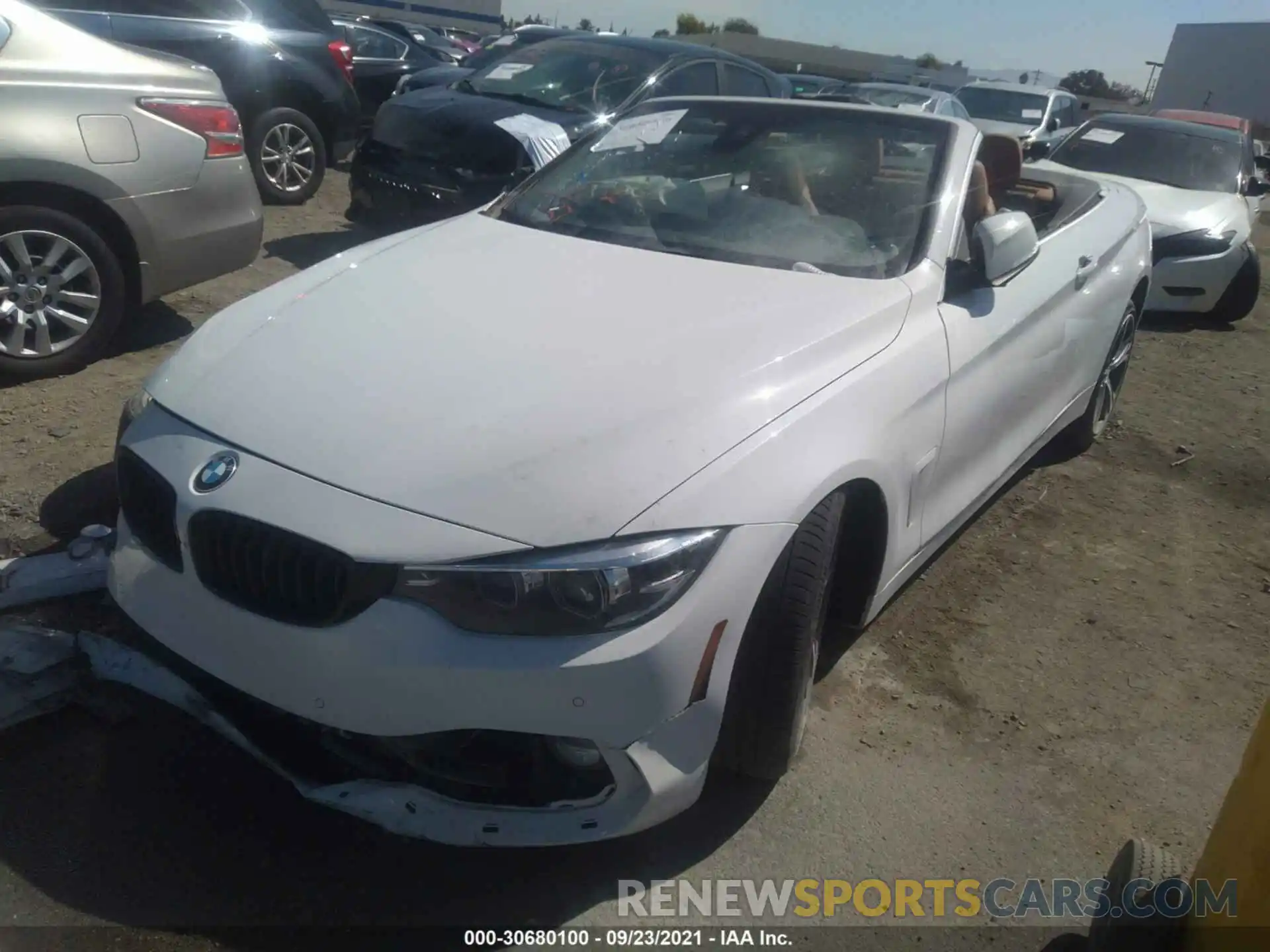 2 Photograph of a damaged car WBA4Z1C09L5R02014 BMW 4 SERIES 2020