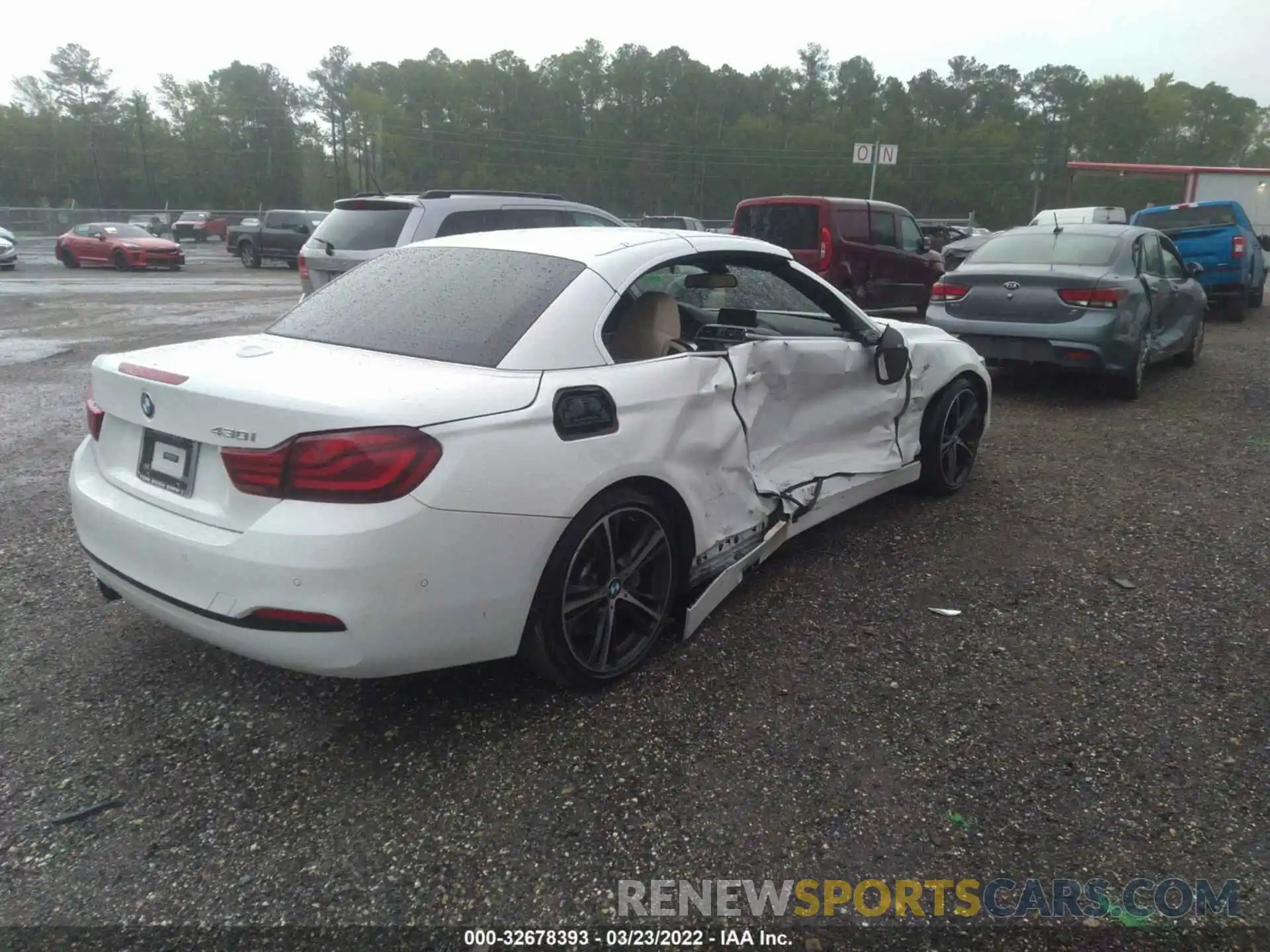 4 Photograph of a damaged car WBA4Z1C09L5S15289 BMW 4 SERIES 2020