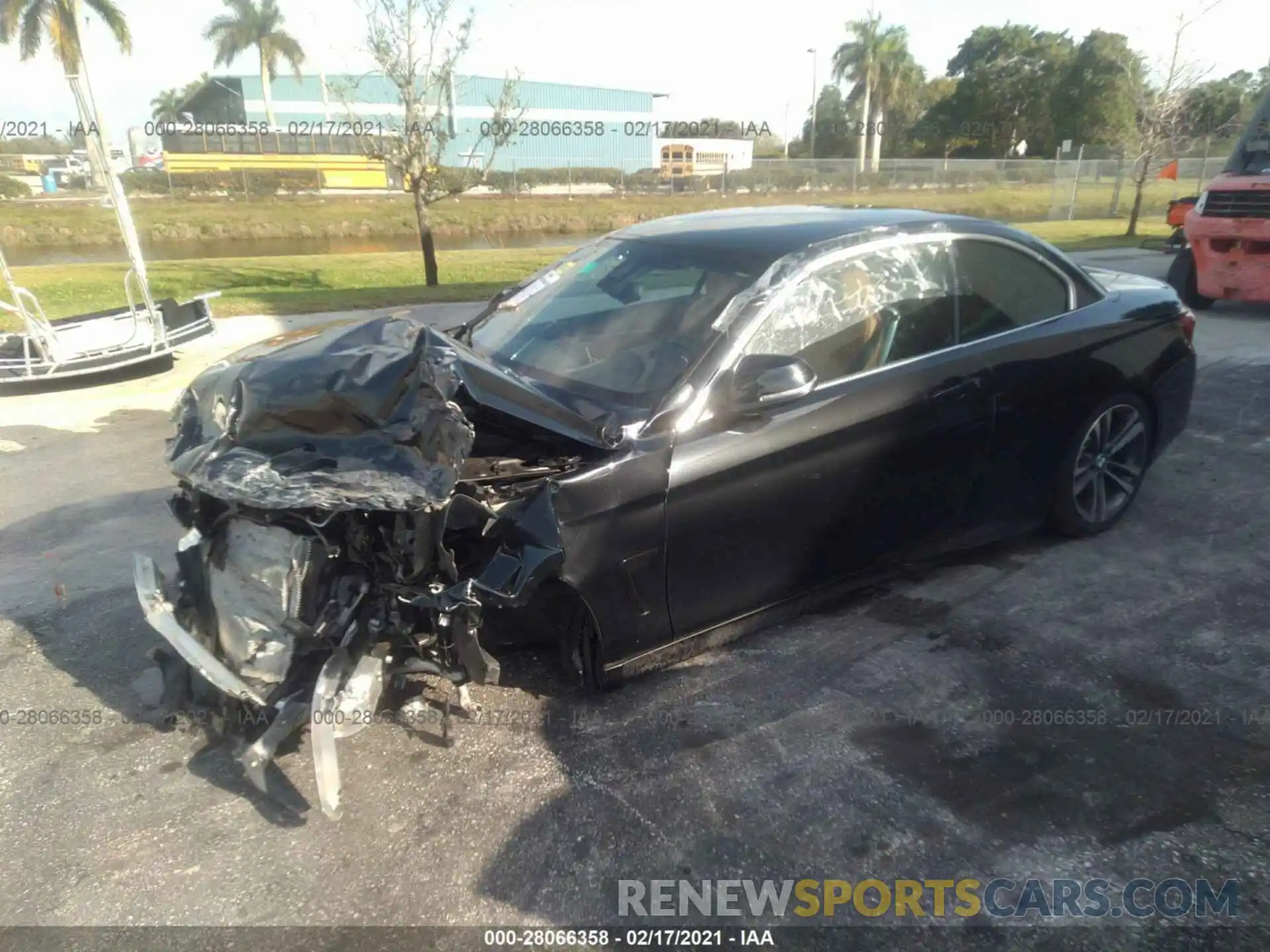 2 Photograph of a damaged car WBA4Z5C02L5N37019 BMW 4 SERIES 2020