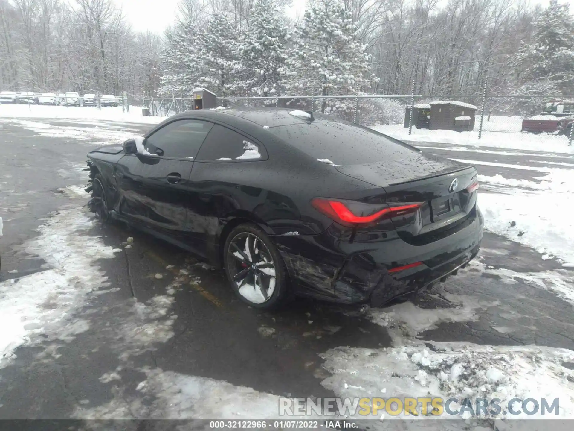 3 Photograph of a damaged car WBA13AR04MCF66820 BMW 4 SERIES 2021