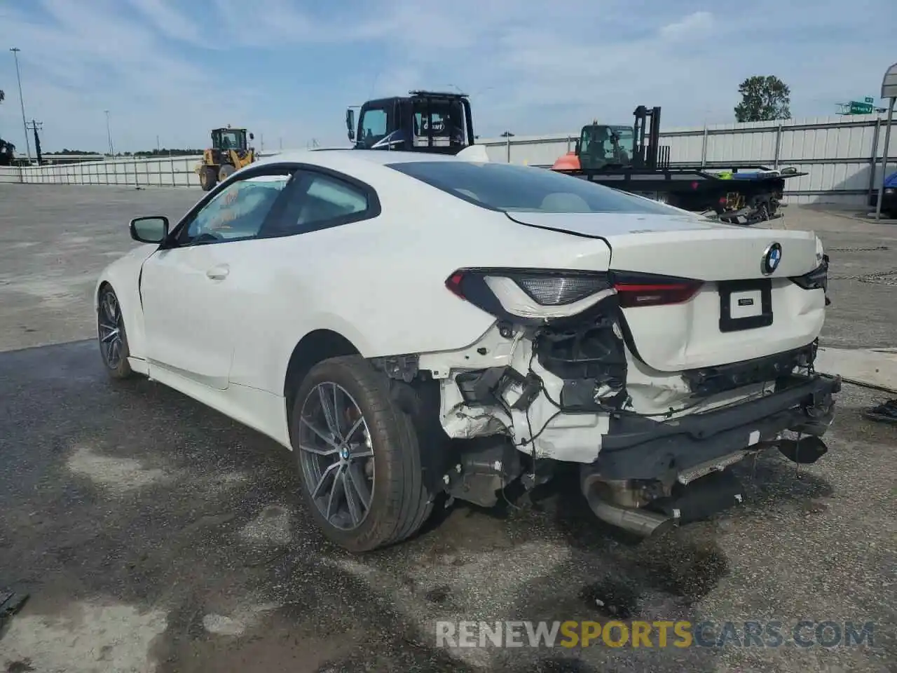 3 Photograph of a damaged car WBA53AP07MCG42857 BMW 4 SERIES 2021