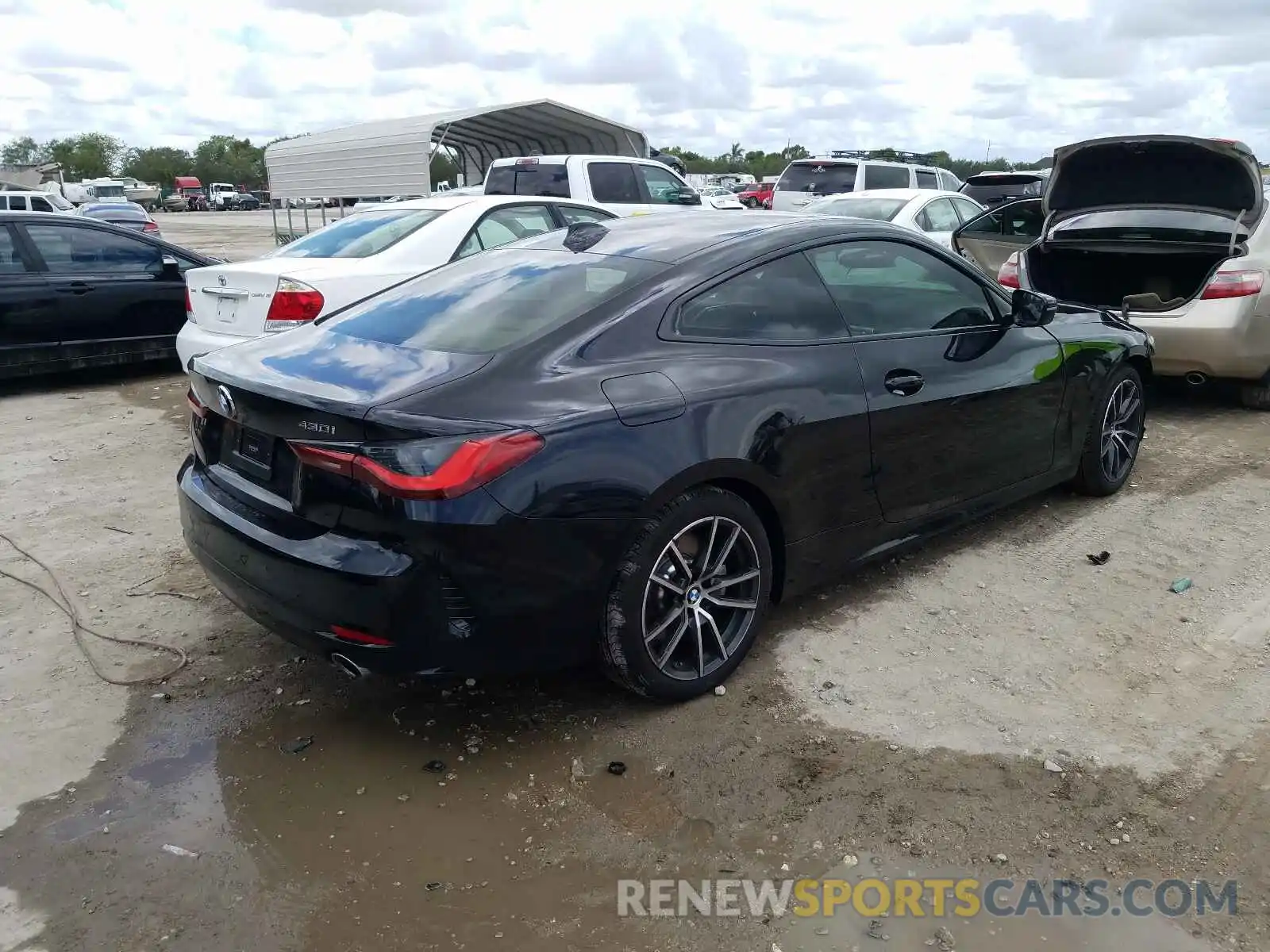 4 Photograph of a damaged car WBA53AP09MCG84382 BMW 4 SERIES 2021