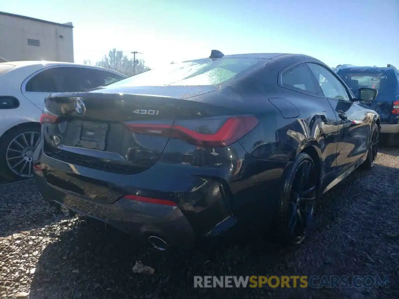 4 Photograph of a damaged car WBA73AP00MCH00672 BMW 4 SERIES 2021