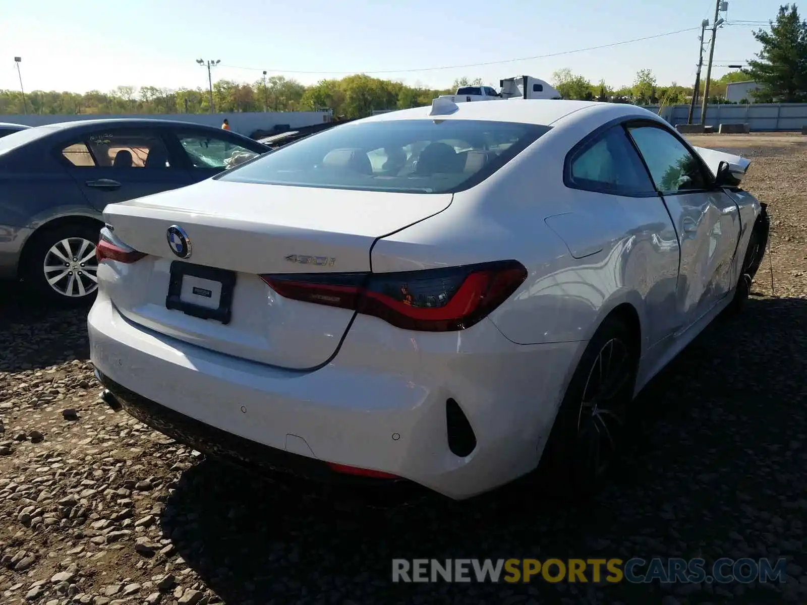 4 Photograph of a damaged car WBA73AP04MCF80763 BMW 4 SERIES 2021