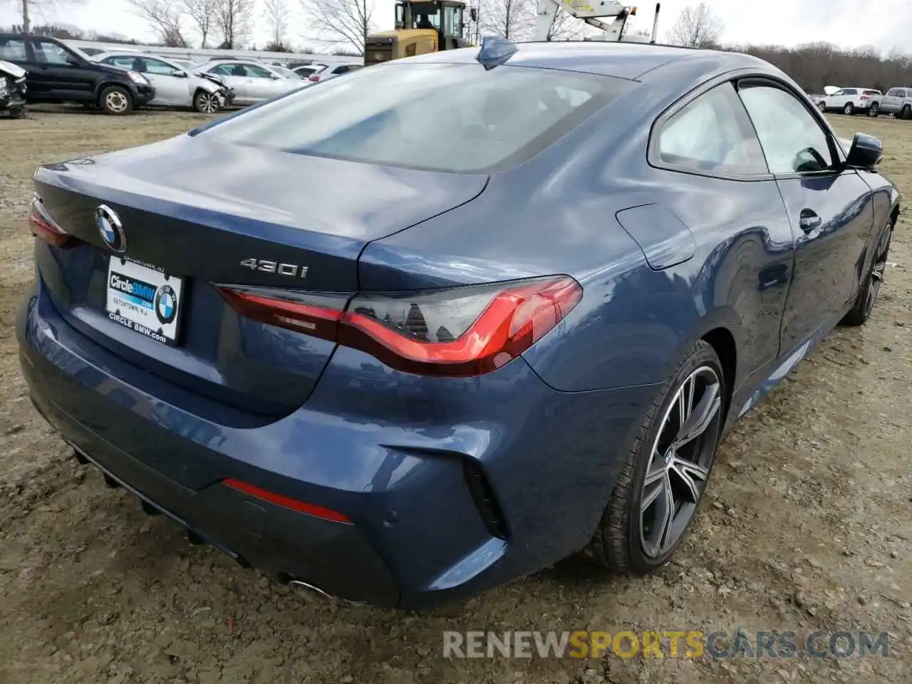 4 Photograph of a damaged car WBA73AP08MCF78465 BMW 4 SERIES 2021