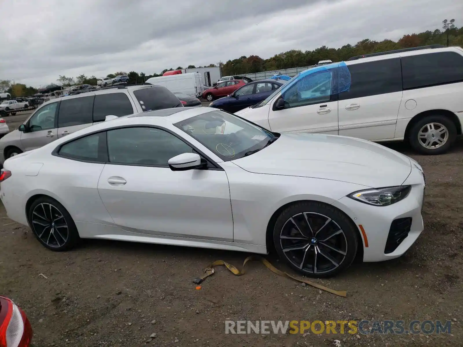 9 Photograph of a damaged car WBA73AP08MCF79678 BMW 4 SERIES 2021