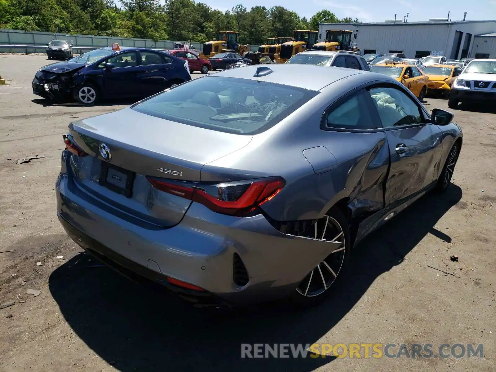 4 Photograph of a damaged car WBA73AP08MCG04238 BMW 4 SERIES 2021