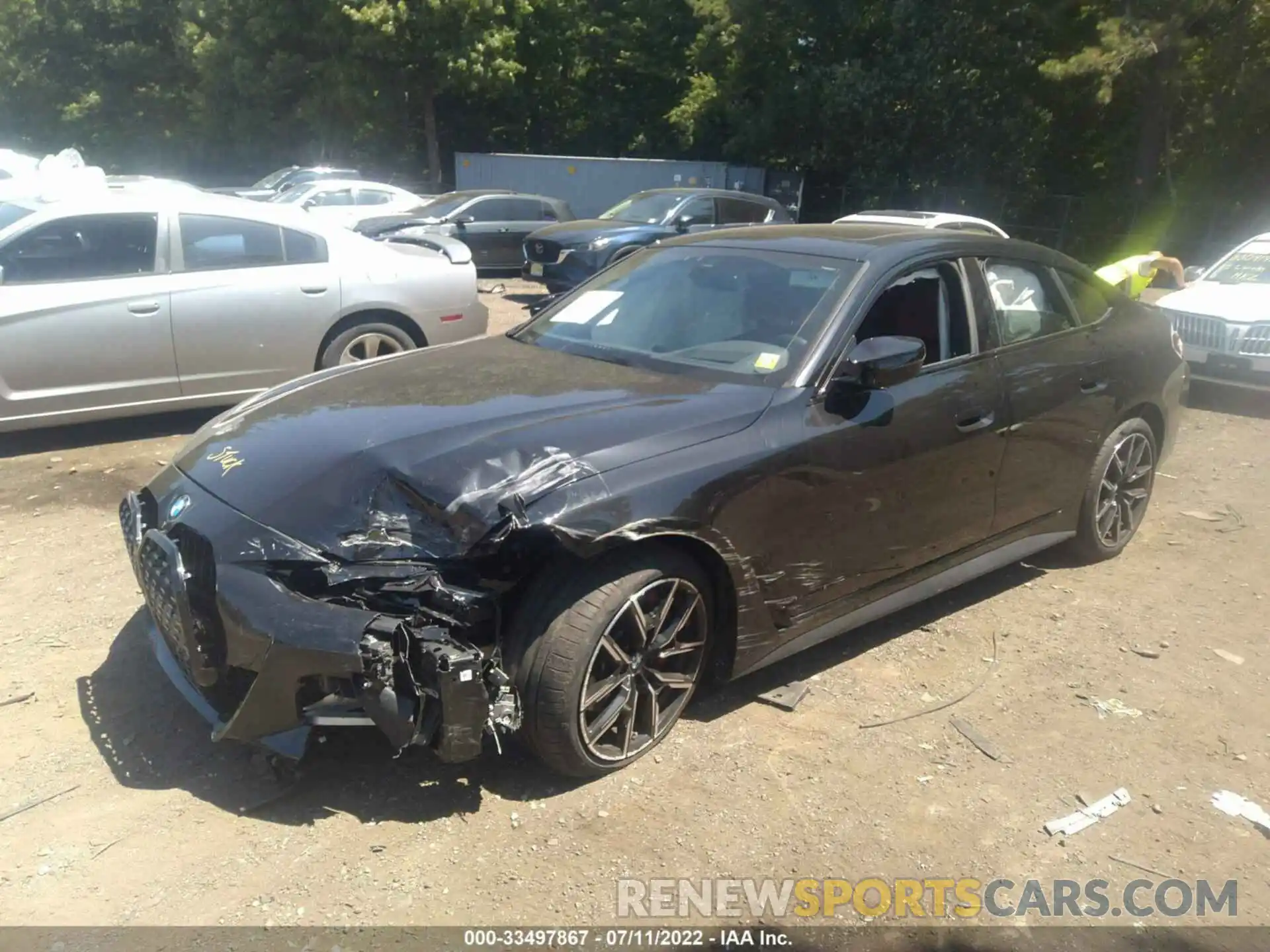 2 Photograph of a damaged car WBA13AW06NFM54103 BMW 4 SERIES 2022