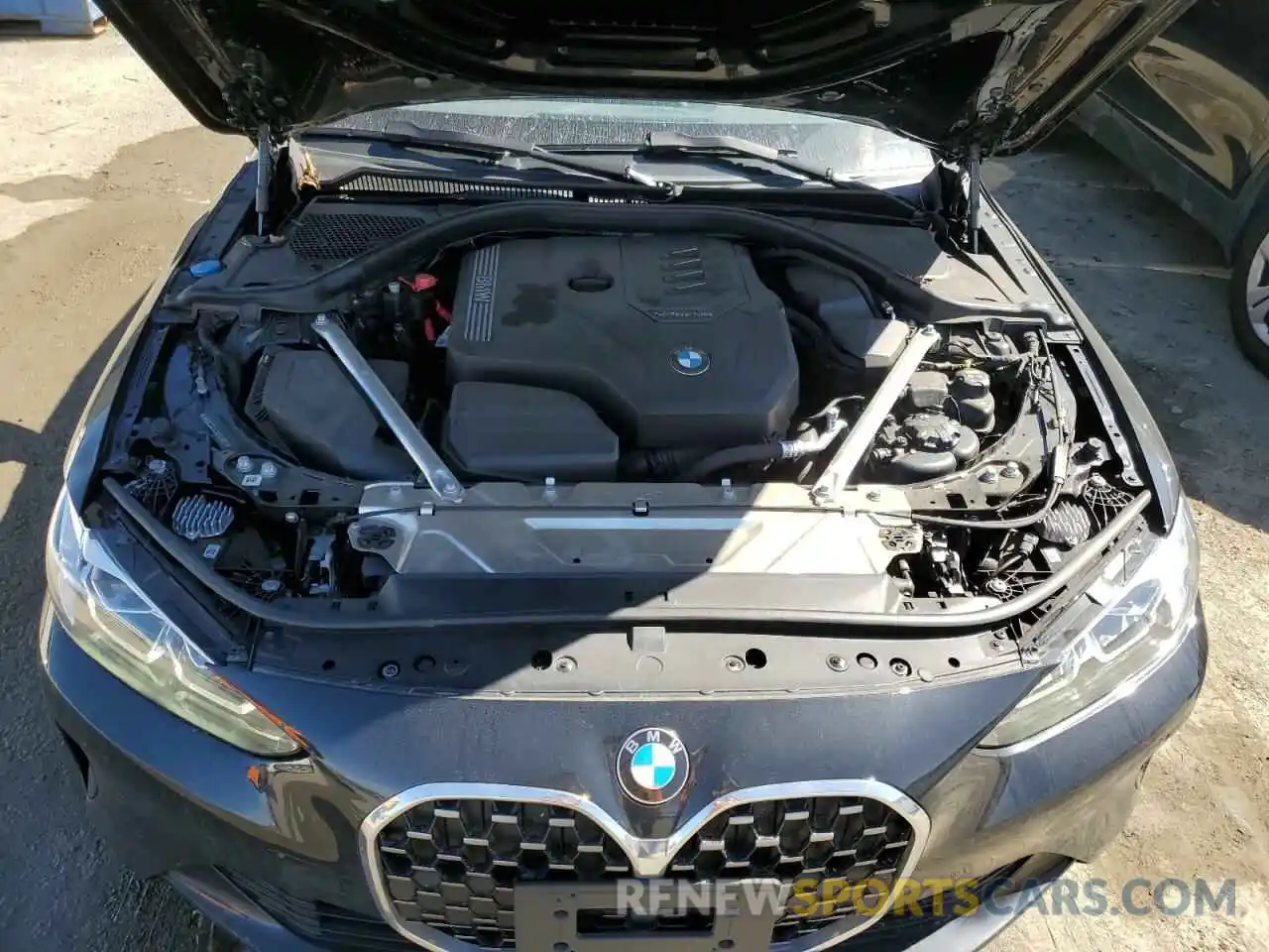 11 Photograph of a damaged car WBA23AT04NCK40852 BMW 4 SERIES 2022