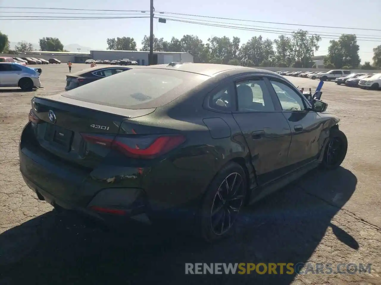 4 Photograph of a damaged car WBA63AV01NFM59538 BMW 4 SERIES 2022