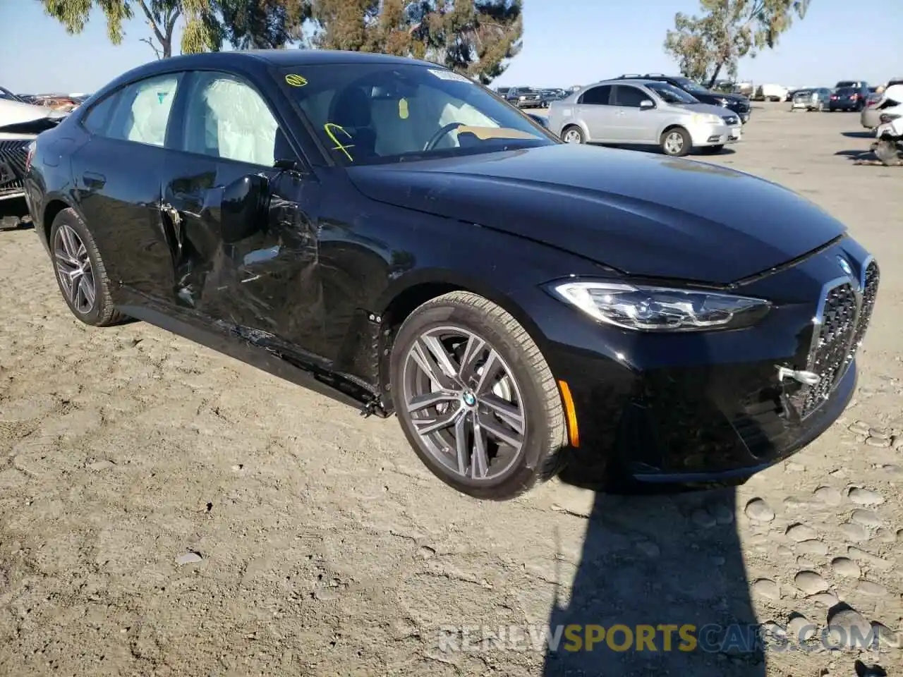 1 Photograph of a damaged car WBA63AV04NFM10883 BMW 4 SERIES 2022