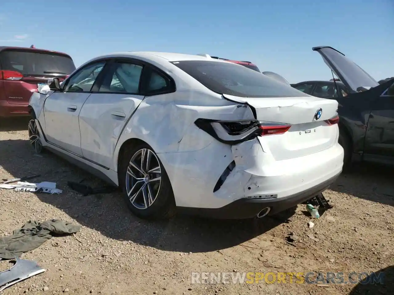 3 Photograph of a damaged car WBA63AV06NFM57106 BMW 4 SERIES 2022