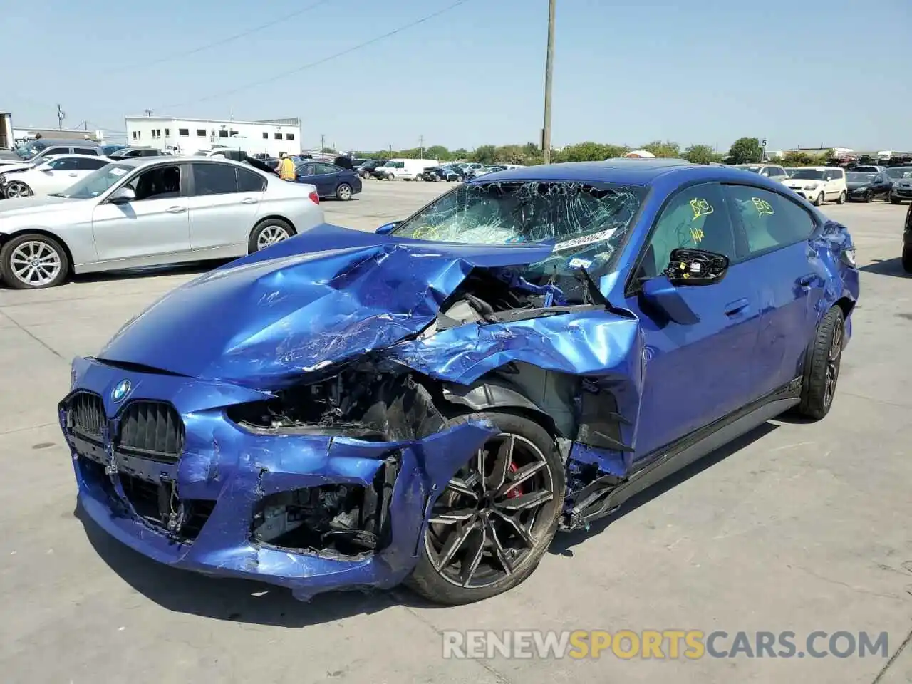 2 Photograph of a damaged car WBA63AV09NFM02522 BMW 4 SERIES 2022