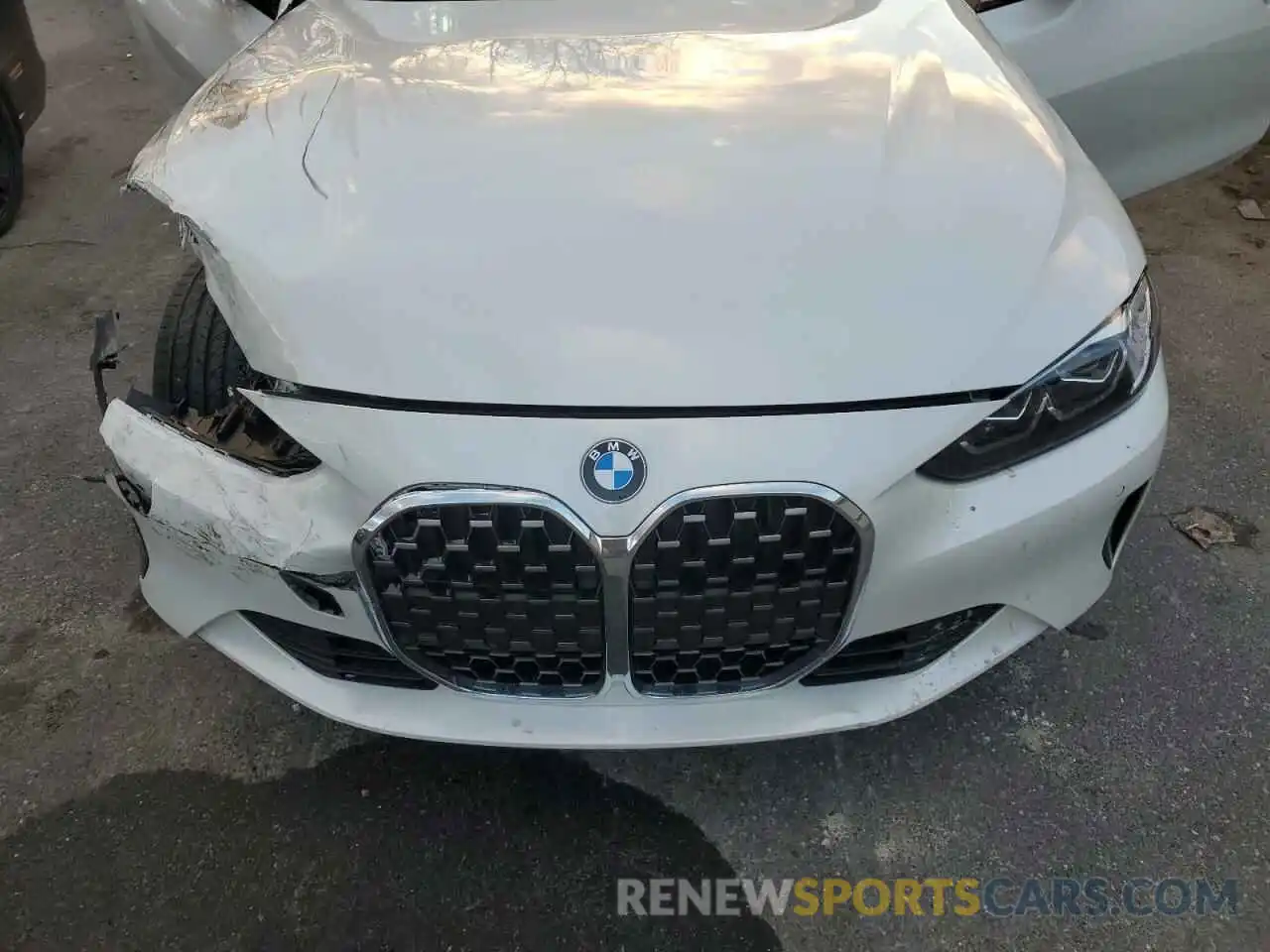 11 Фотография поврежденного автомобиля WBA73AP05NCJ20767 BMW 4 SERIES 2022