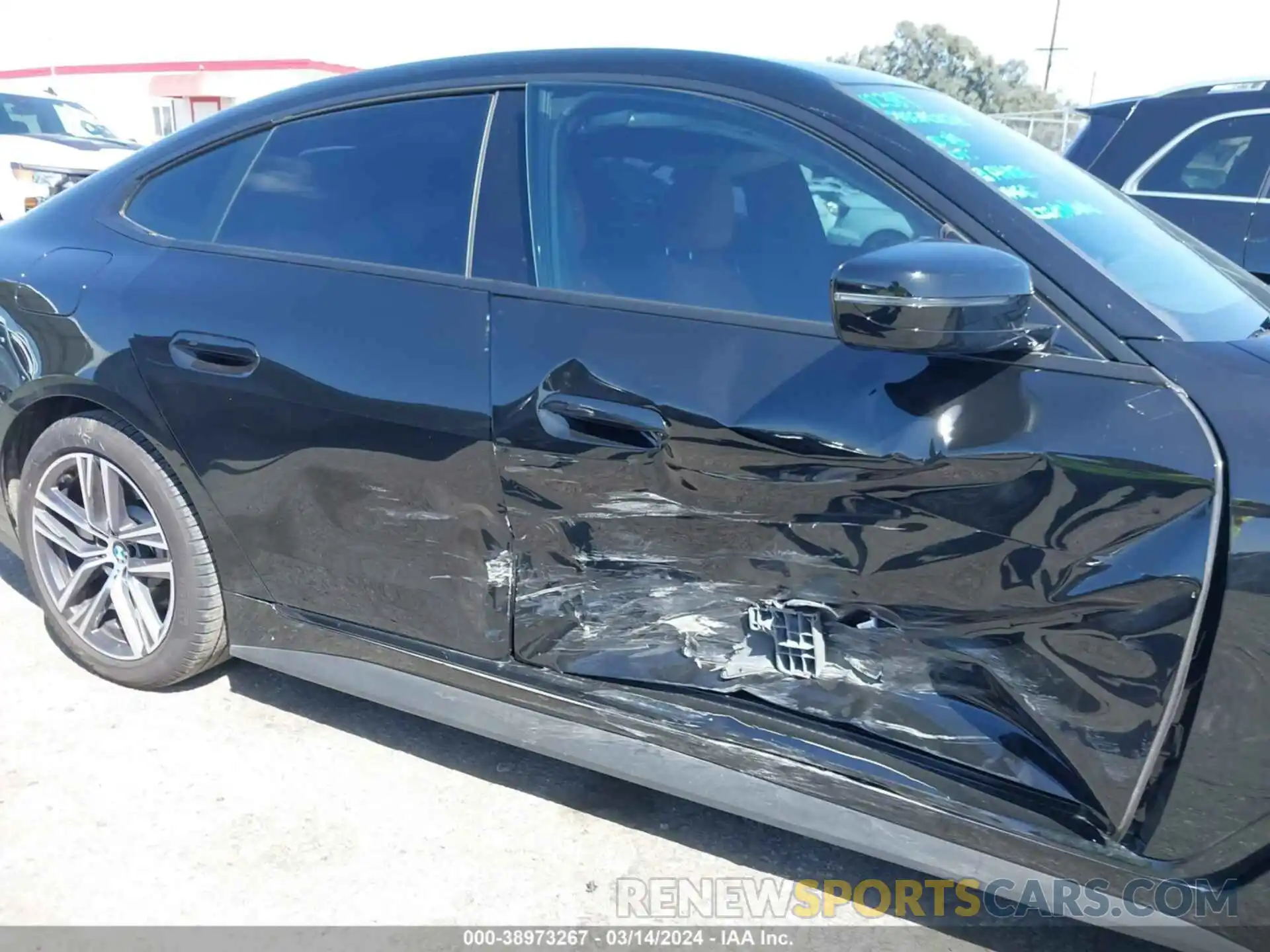 6 Photograph of a damaged car WBA63AV00RFR33372 BMW 4 SERIES GRAN COUPE 2024