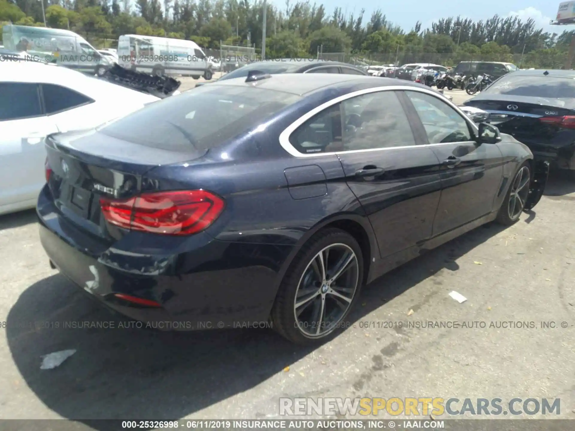 4 Photograph of a damaged car WBA4J1C57KBM17101 BMW 430I 2019