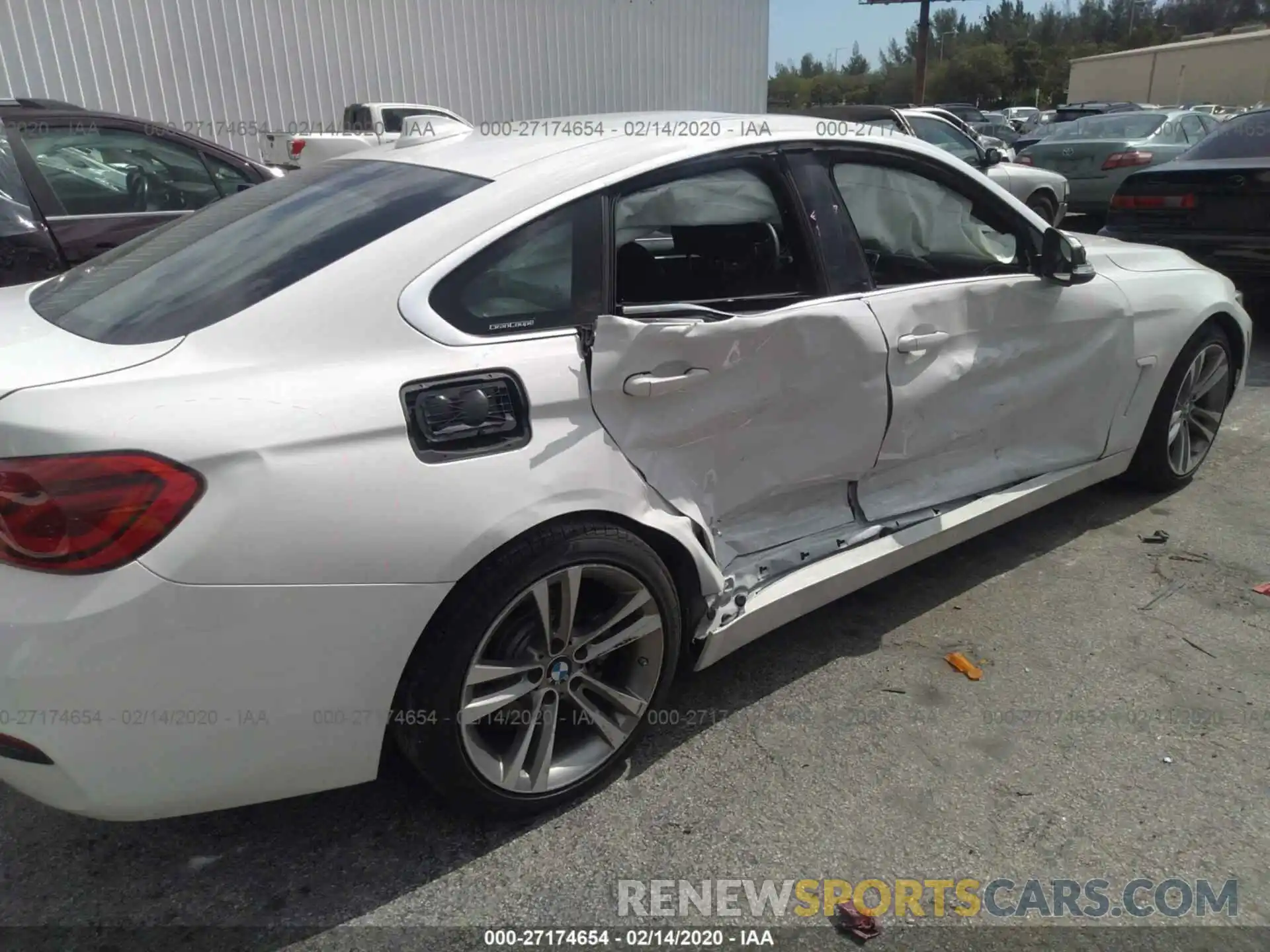 6 Photograph of a damaged car WBA4J1C5XKBM16685 BMW 430I 2019