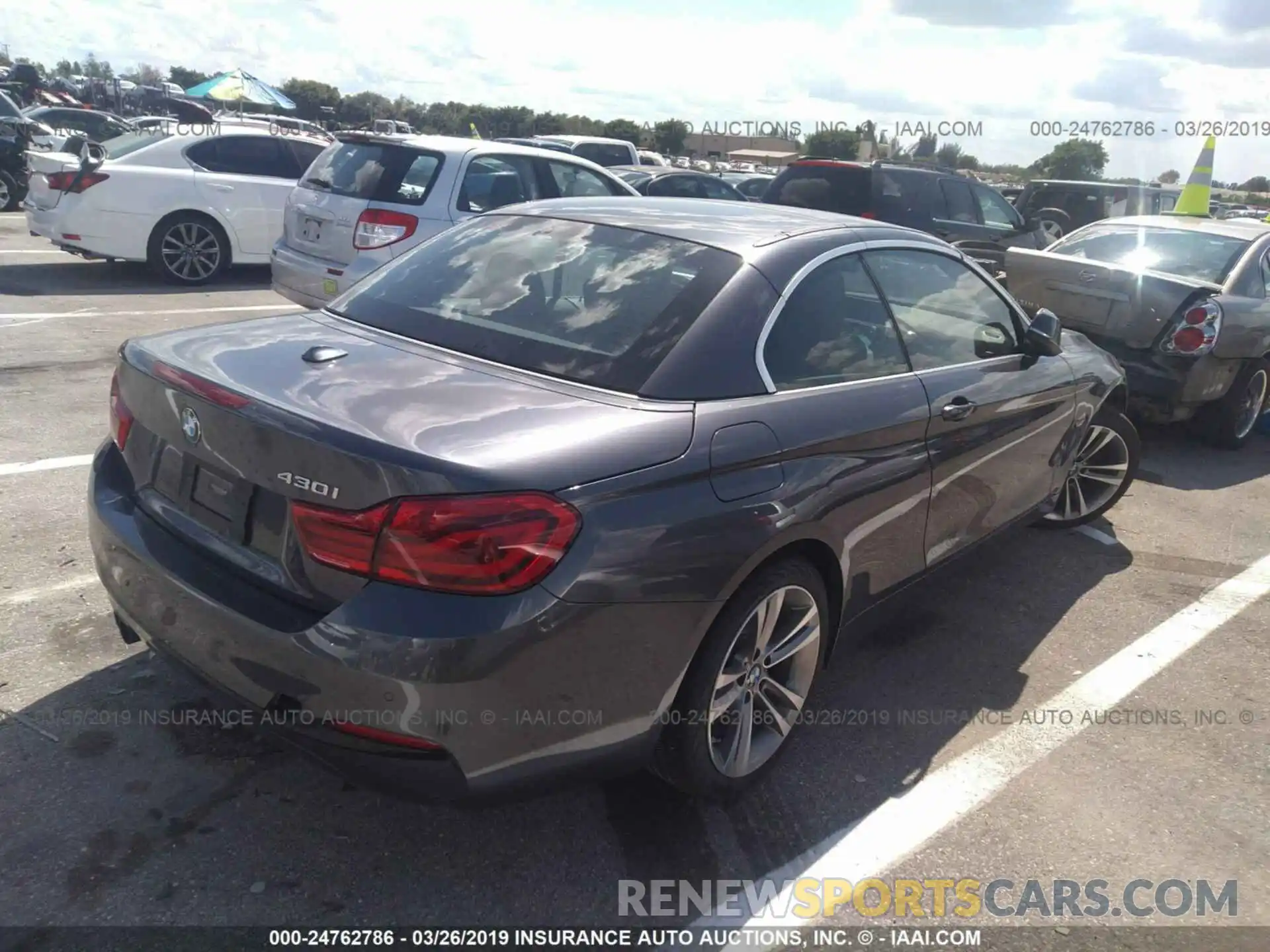 4 Photograph of a damaged car WBA4Z1C52KEE51781 BMW 430I 2019