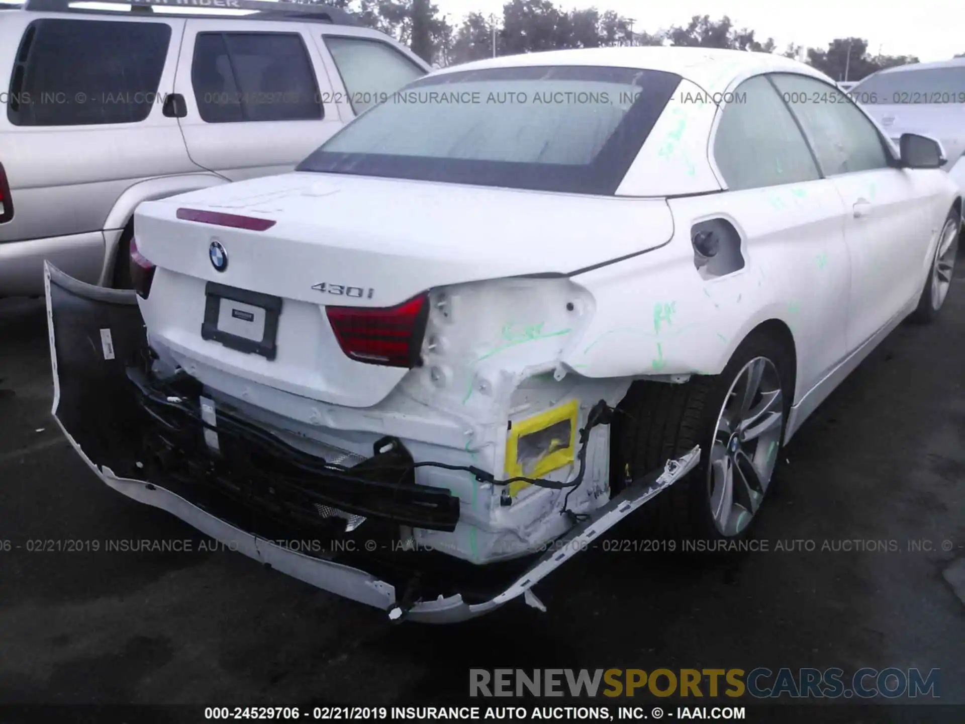 6 Photograph of a damaged car WBA4Z1C55KEE44744 BMW 430I 2019