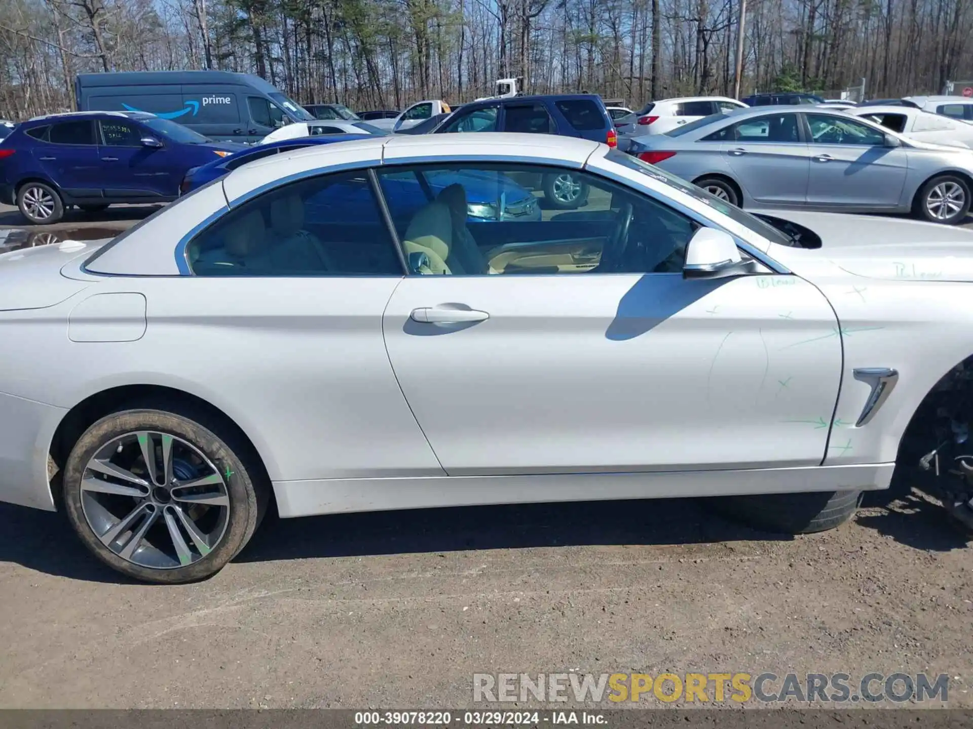 13 Photograph of a damaged car WBA4Z3C08L5N35747 BMW 430I 2020