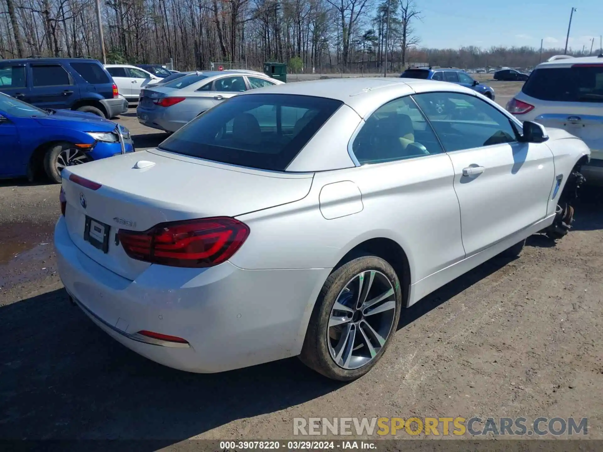 4 Photograph of a damaged car WBA4Z3C08L5N35747 BMW 430I 2020