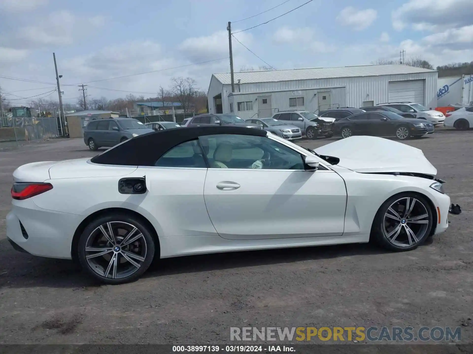 13 Photograph of a damaged car WBA23AT09MCH02386 BMW 430I 2021