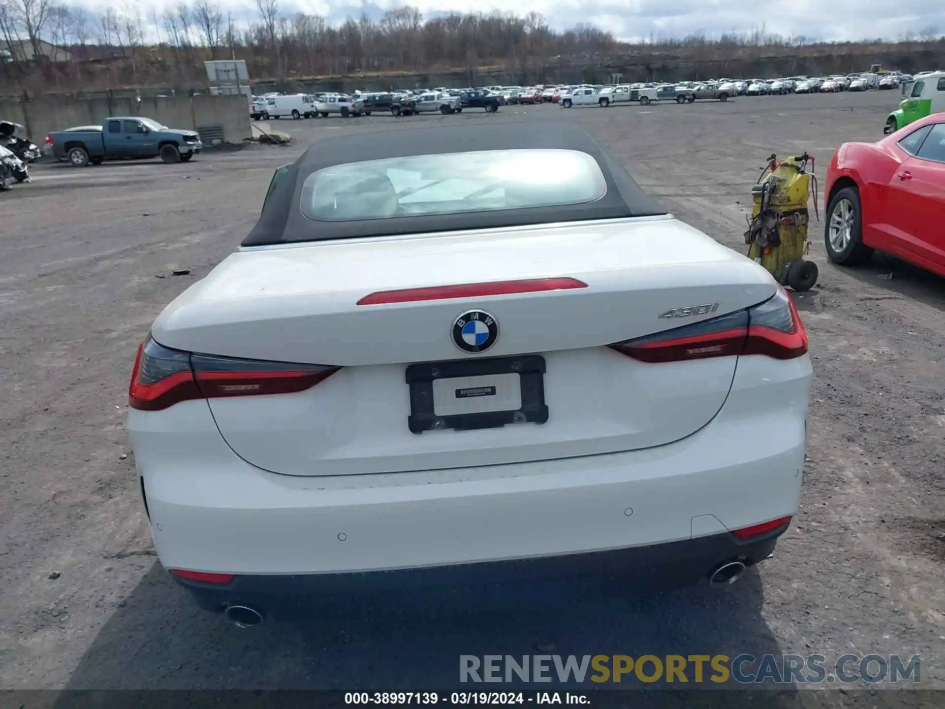 16 Photograph of a damaged car WBA23AT09MCH02386 BMW 430I 2021