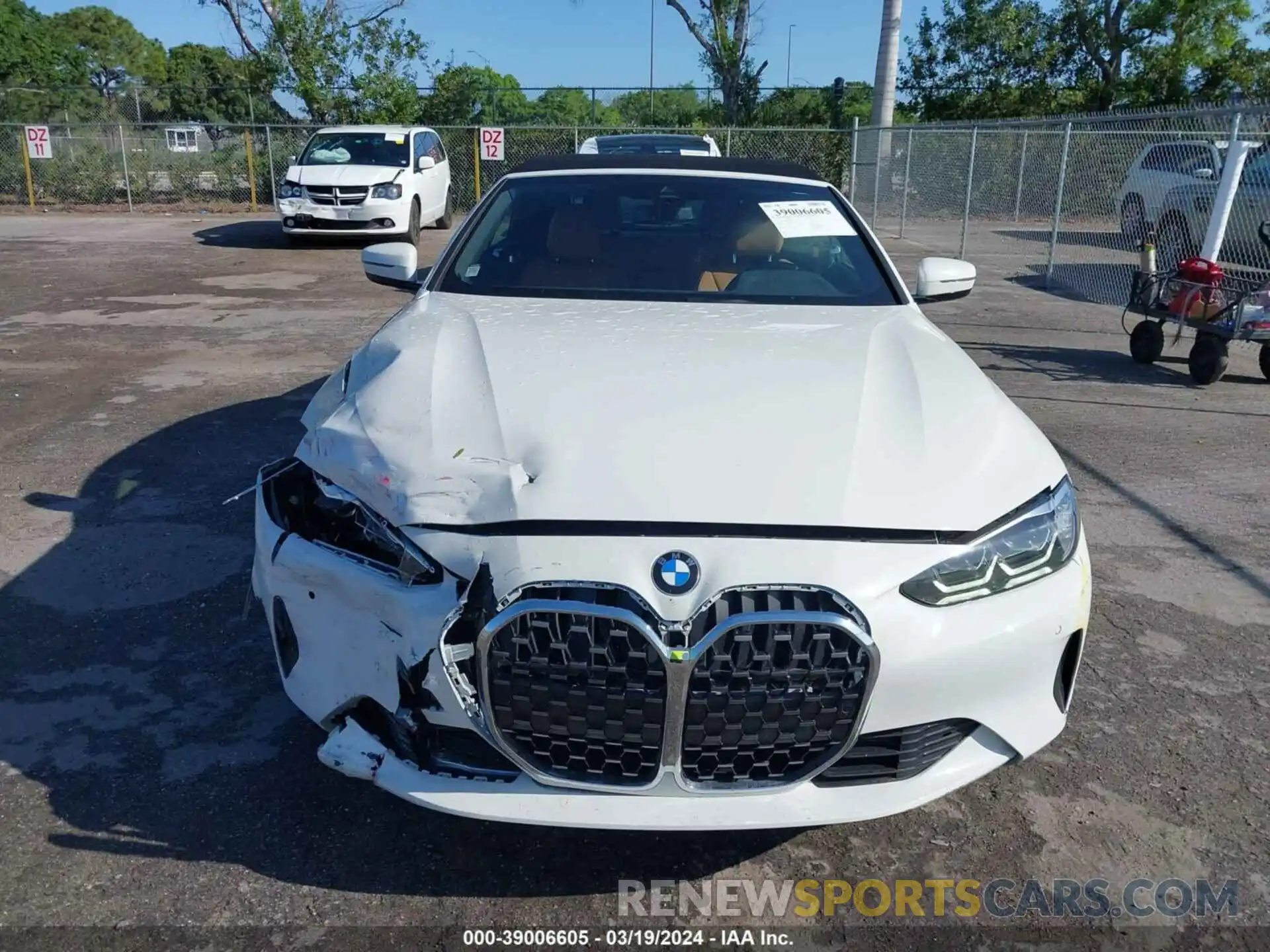 12 Photograph of a damaged car WBA23AT00NCK07220 BMW 430I 2022