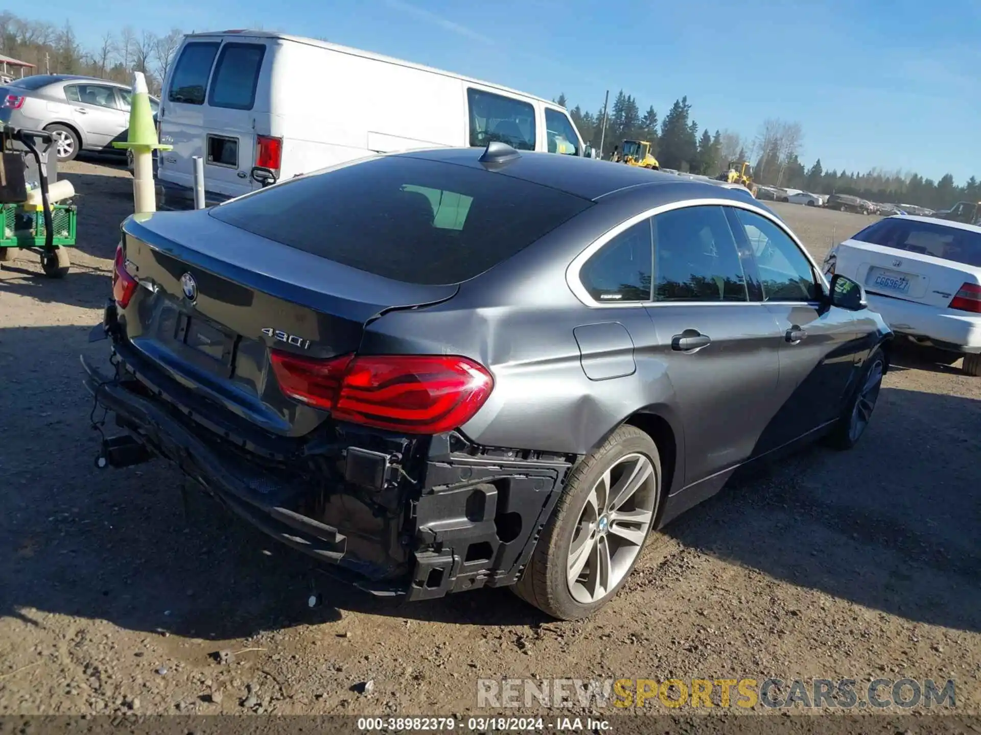 4 Фотография поврежденного автомобиля WBA4J3C56KBL05417 BMW 430I GRAN COUPE 2019