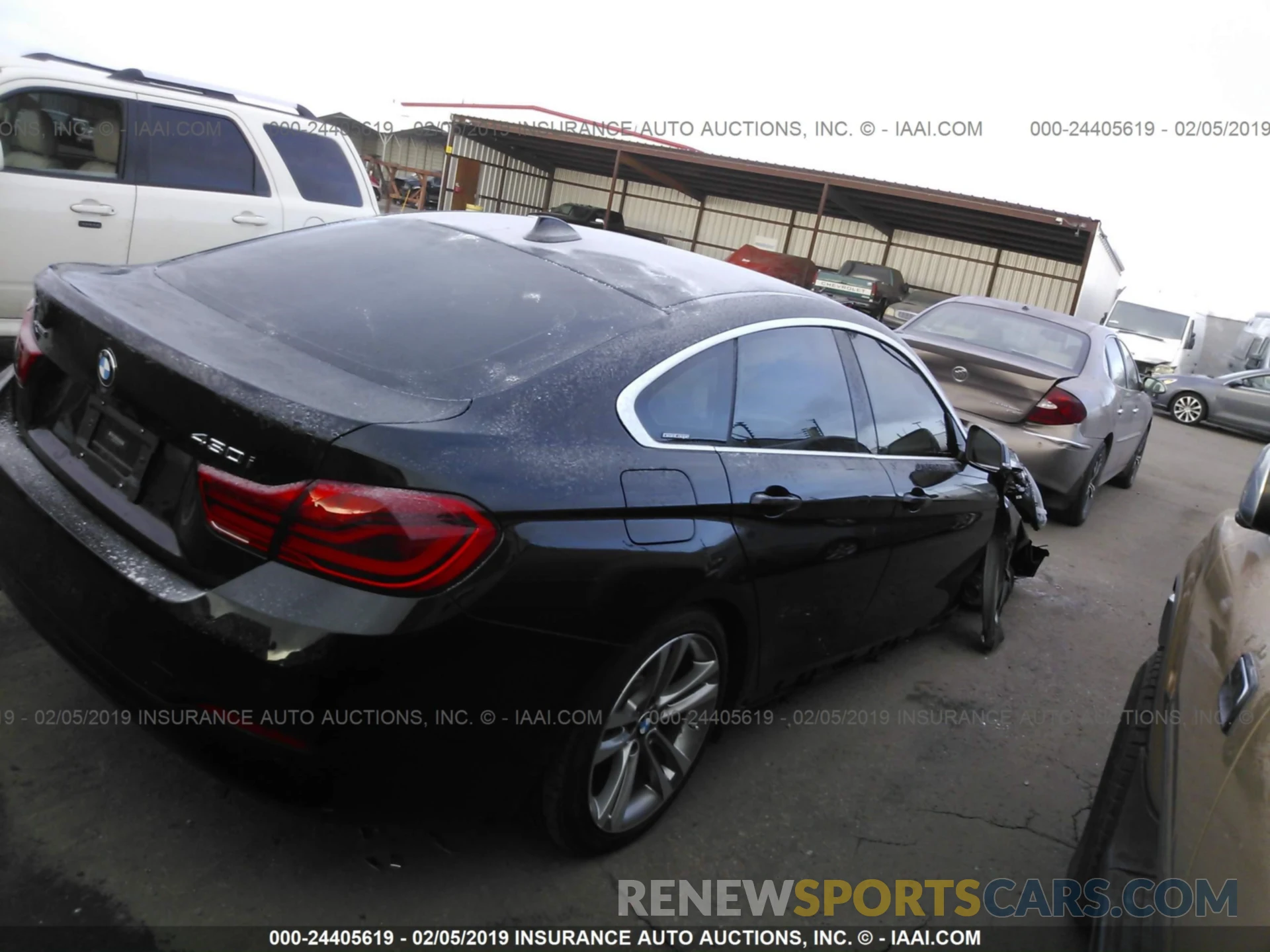 4 Photograph of a damaged car WBA4J3C5XKBL05372 BMW 430XI 2019