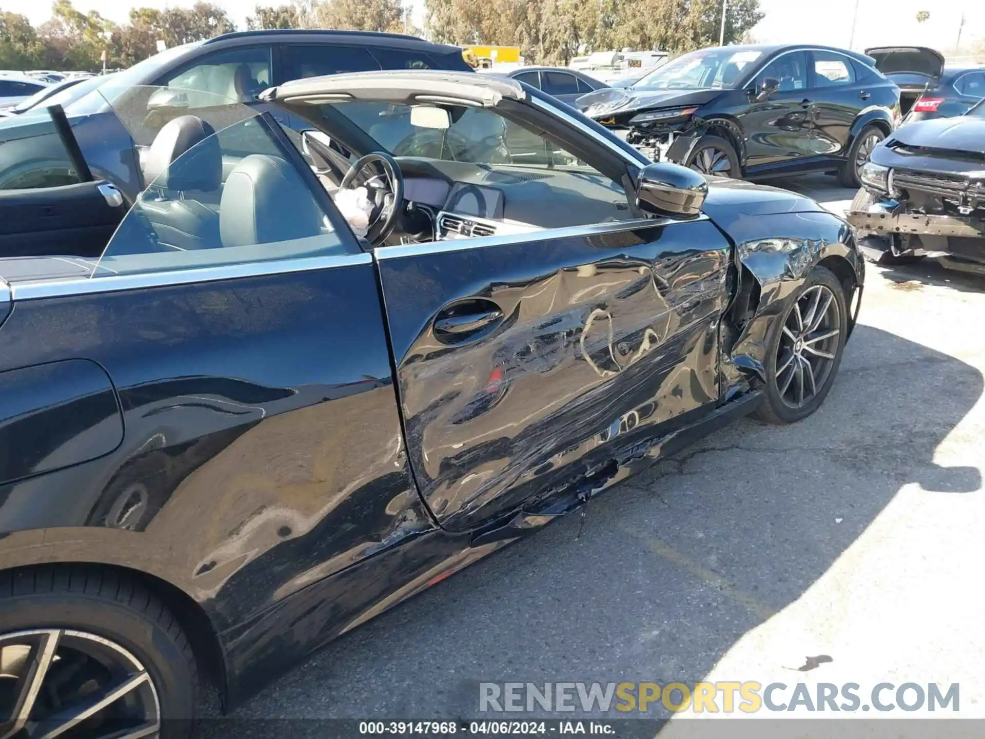 6 Photograph of a damaged car WBA43AT0XNCH99902 BMW 430XI 2022