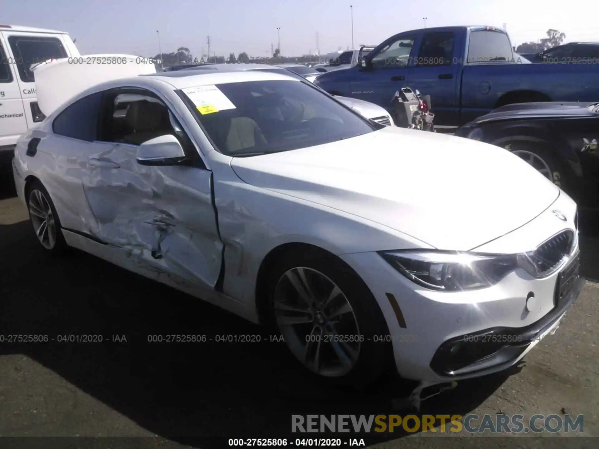 1 Photograph of a damaged car WBA4W7C51KAG52252 BMW 440I 2019