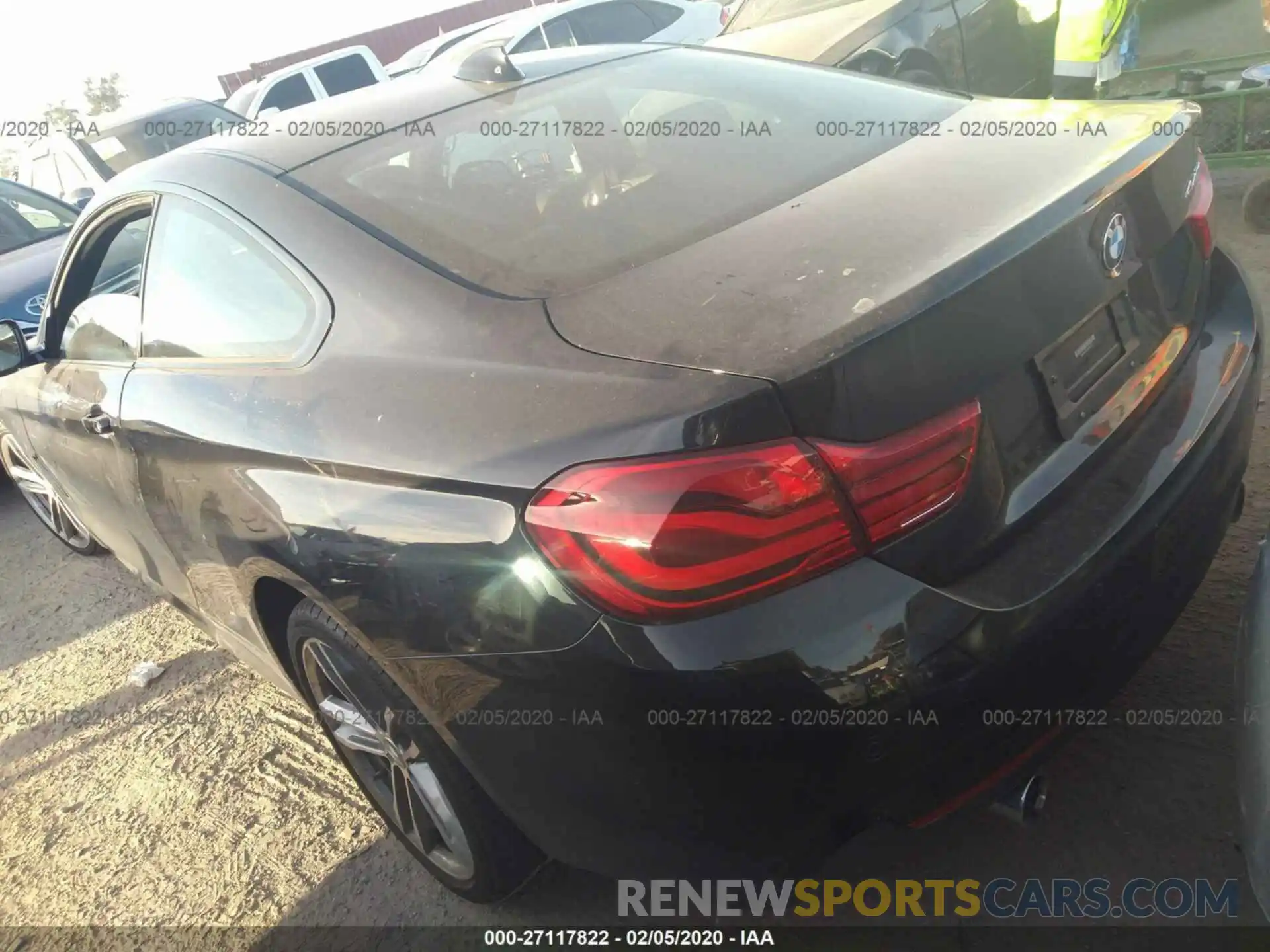 3 Photograph of a damaged car WBA4W7C54KAG52245 BMW 440I 2019