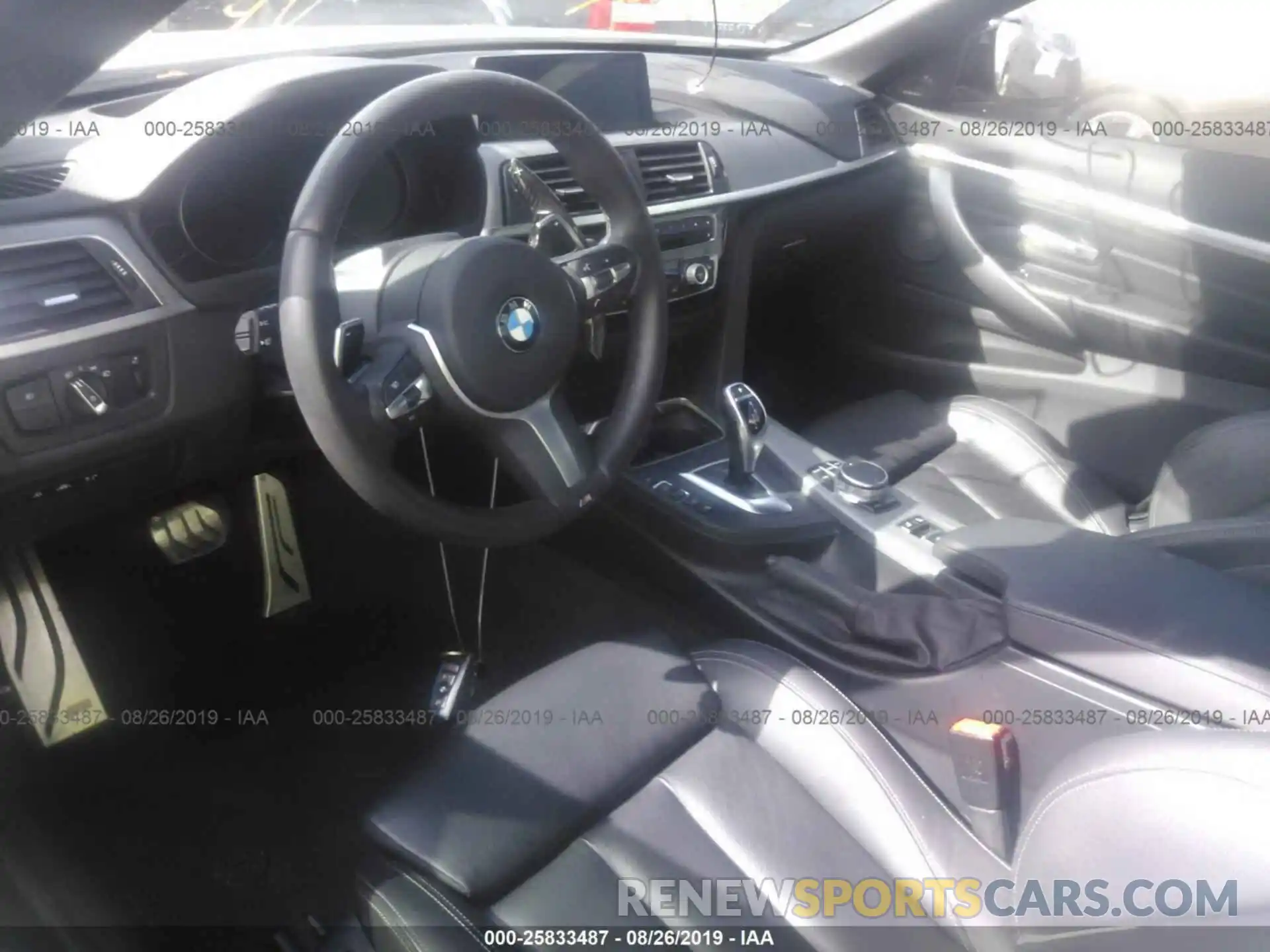 5 Photograph of a damaged car WBA4Z7C52KEF54587 BMW 440XI 2019