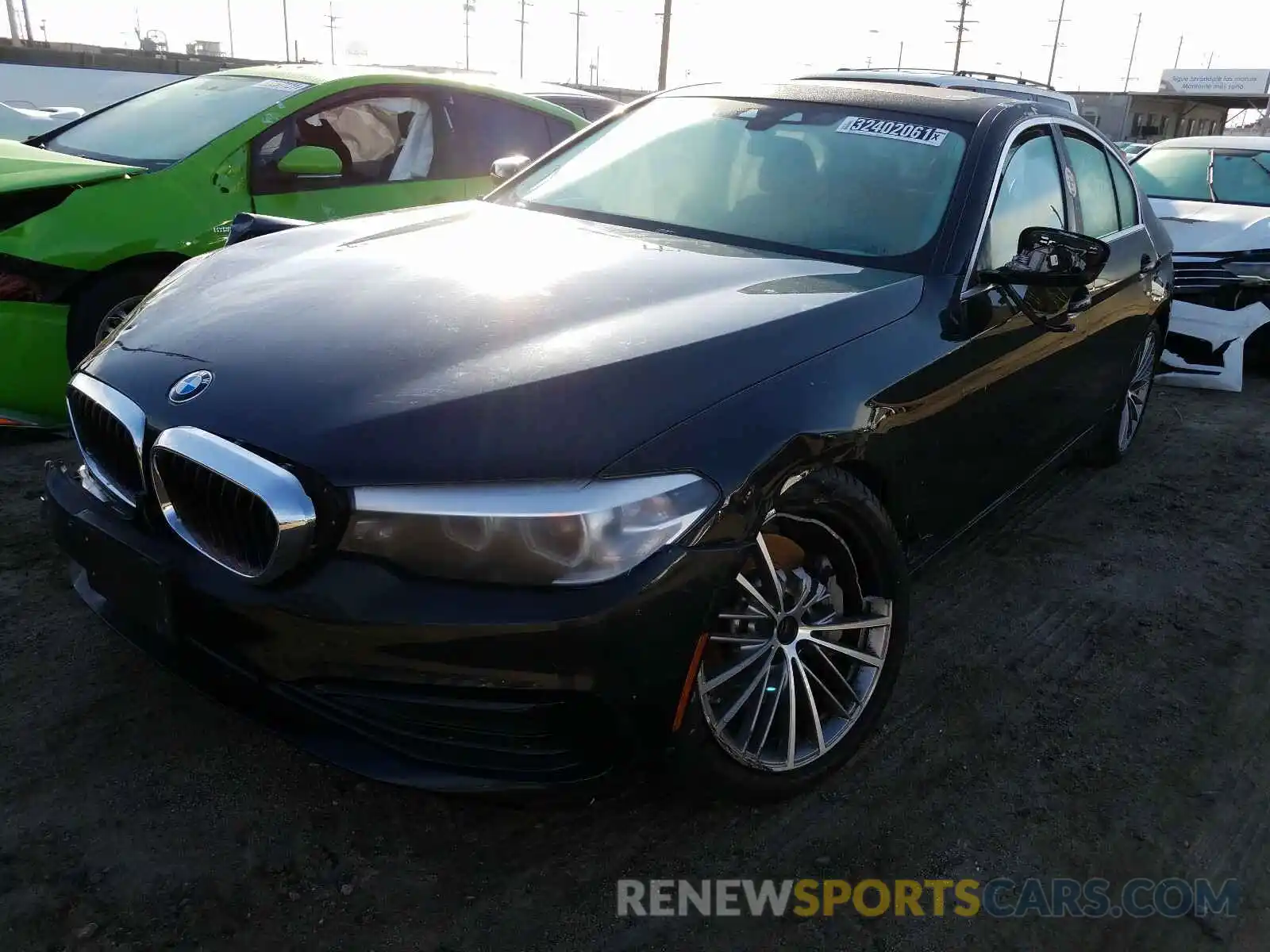 2 Photograph of a damaged car WBAJA5C50KBX87137 BMW 5 SERIES 2019