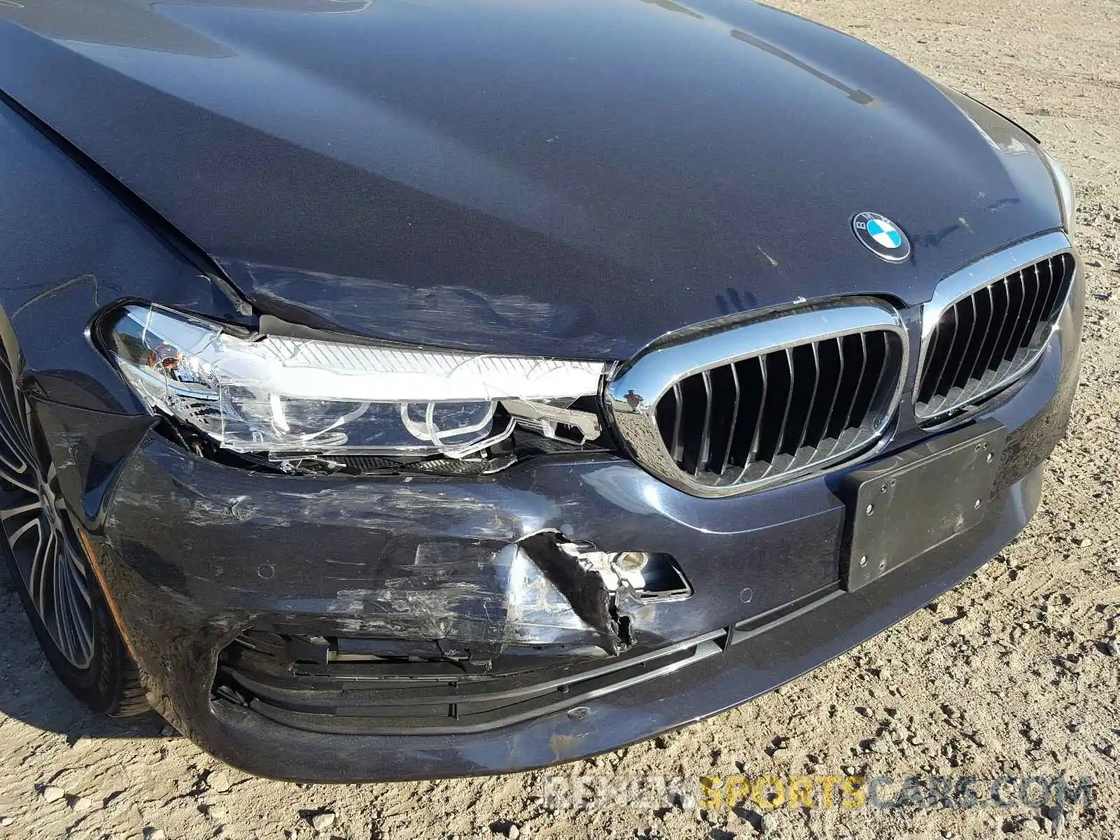 9 Photograph of a damaged car WBAJA5C50KBX87204 BMW 5 SERIES 2019