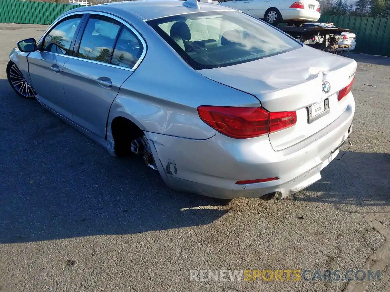 3 Photograph of a damaged car WBAJA5C50KBX87753 BMW 5 SERIES 2019