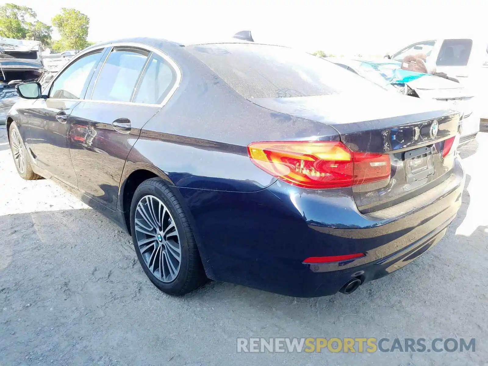 3 Photograph of a damaged car WBAJA5C50KWW03744 BMW 5 SERIES 2019