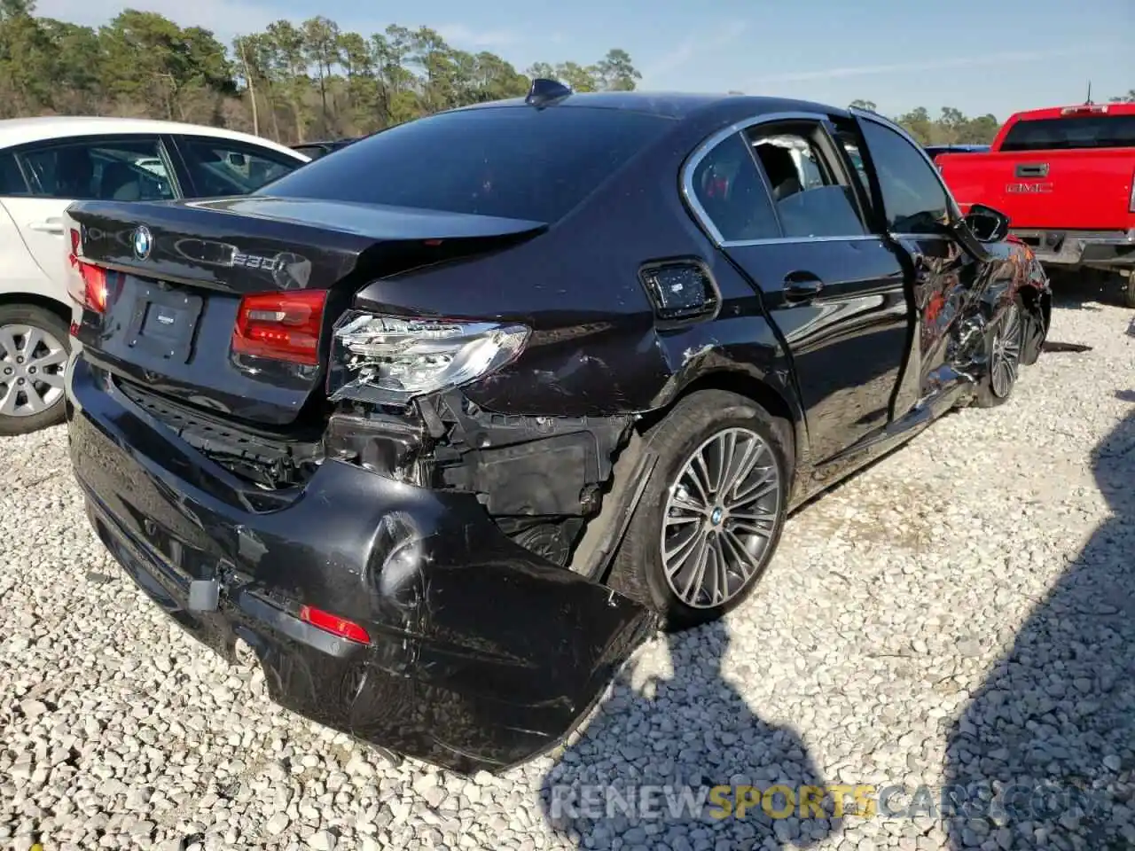 4 Photograph of a damaged car WBAJA5C50KWW11245 BMW 5 SERIES 2019