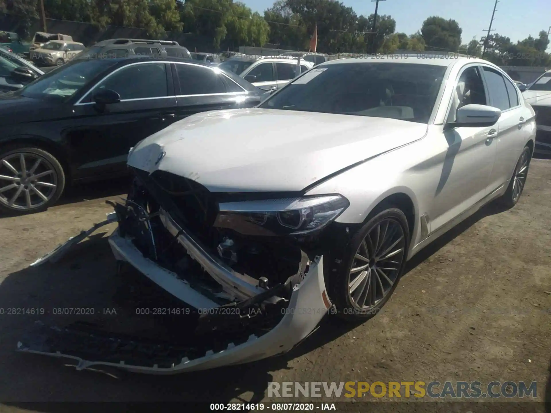 2 Photograph of a damaged car WBAJA5C50KWW20897 BMW 5 SERIES 2019