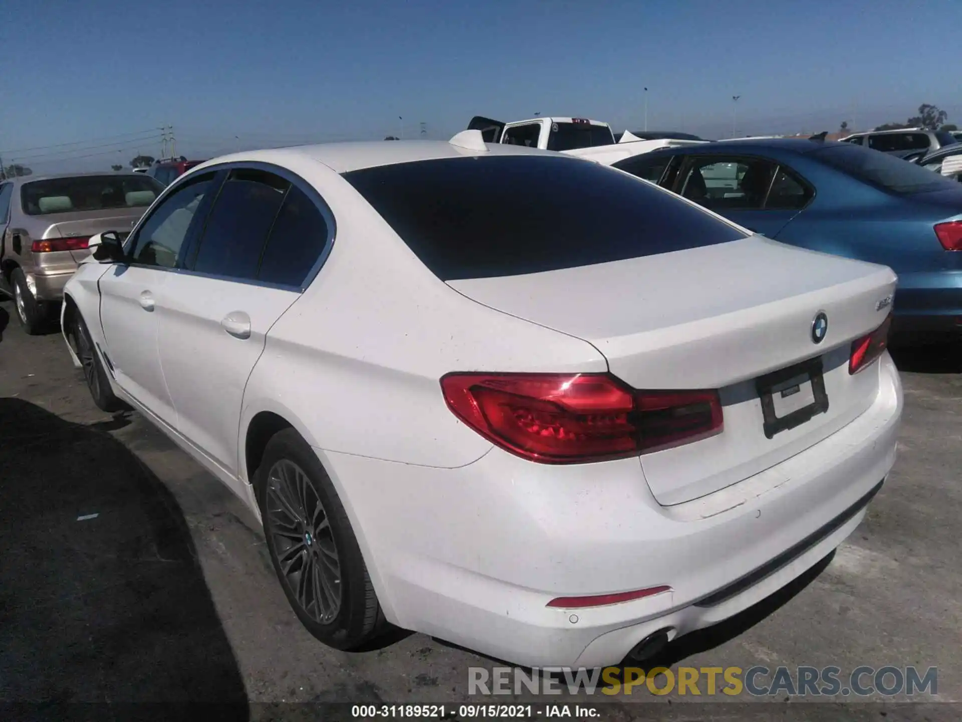 3 Photograph of a damaged car WBAJA5C50KWW44388 BMW 5 SERIES 2019