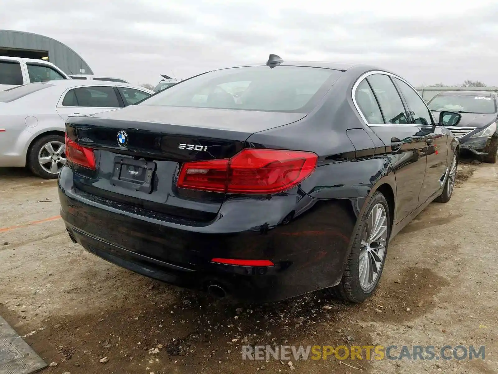 4 Photograph of a damaged car WBAJA5C50KWW48506 BMW 5 SERIES 2019