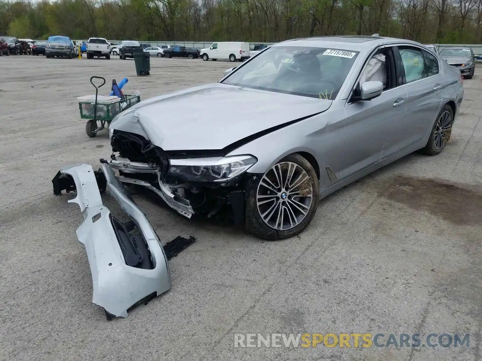 2 Photograph of a damaged car WBAJA5C51KBX46807 BMW 5 SERIES 2019