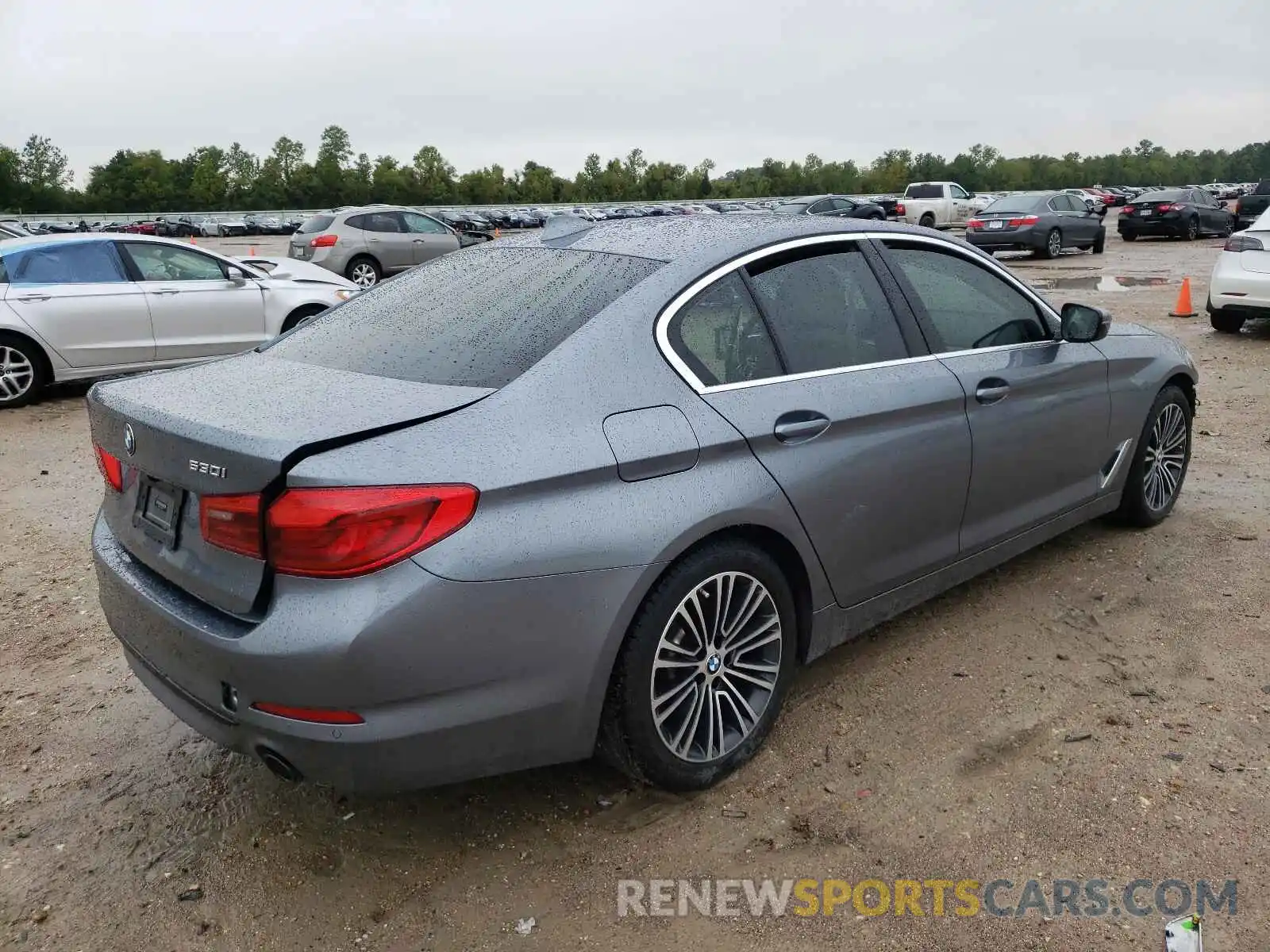 4 Фотография поврежденного автомобиля WBAJA5C51KBX86207 BMW 5 SERIES 2019