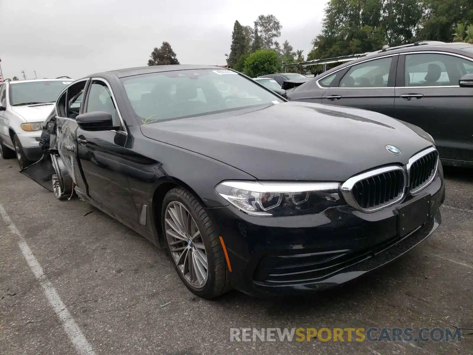 1 Photograph of a damaged car WBAJA5C51KBX87034 BMW 5 SERIES 2019