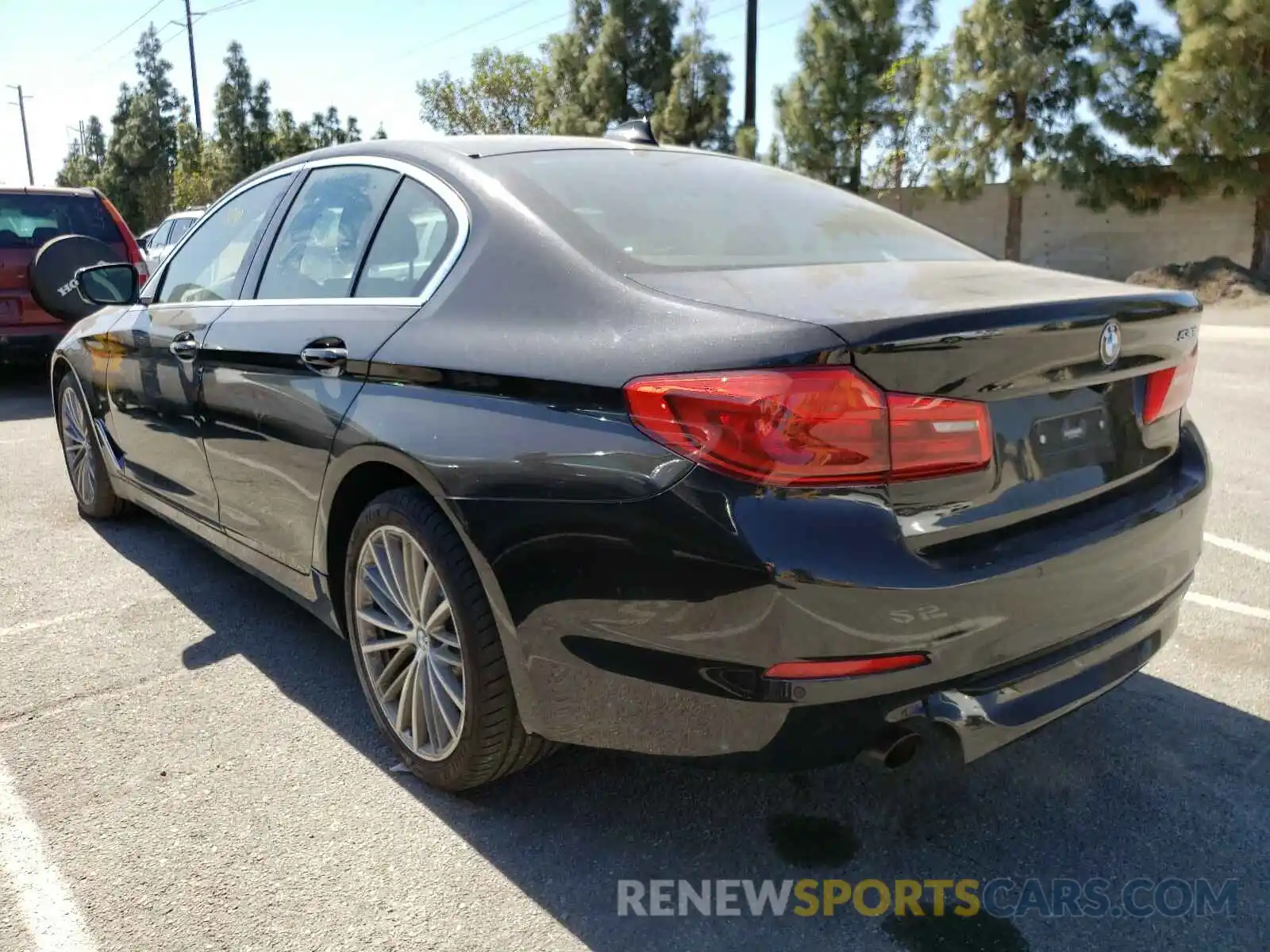 3 Photograph of a damaged car WBAJA5C51KBX87342 BMW 5 SERIES 2019