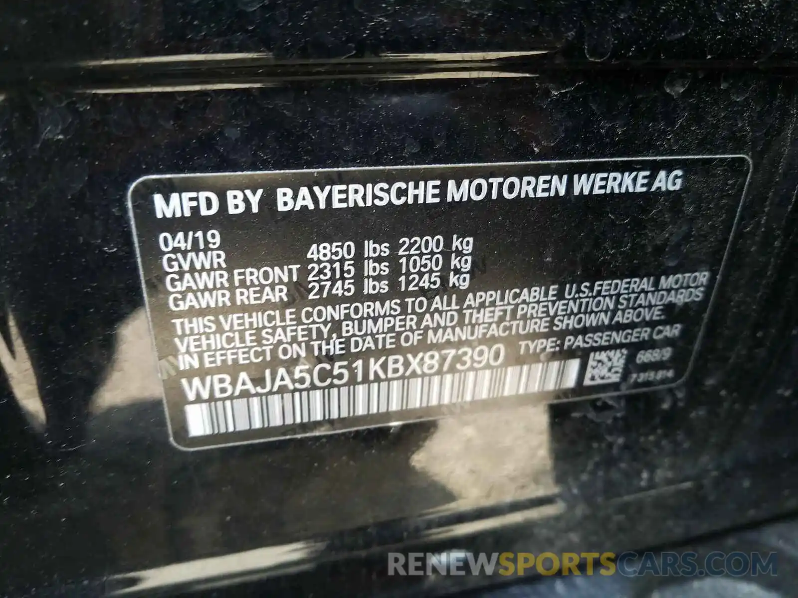 10 Photograph of a damaged car WBAJA5C51KBX87390 BMW 5 SERIES 2019