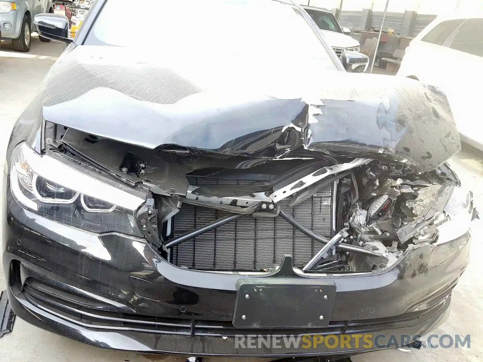 9 Фотография поврежденного автомобиля WBAJA5C51KBX87499 BMW 5 SERIES 2019