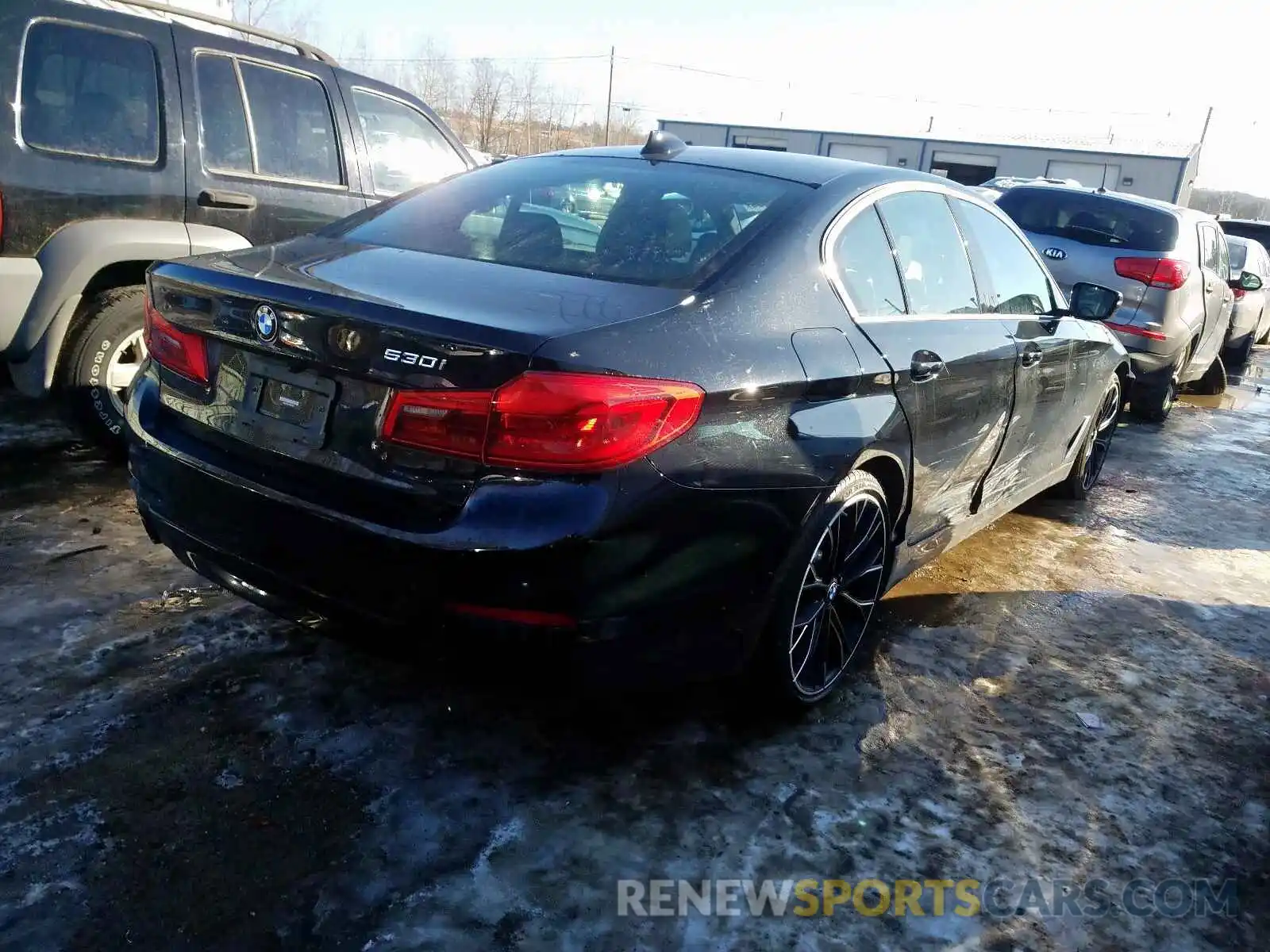 4 Фотография поврежденного автомобиля WBAJA5C51KBX87602 BMW 5 SERIES 2019