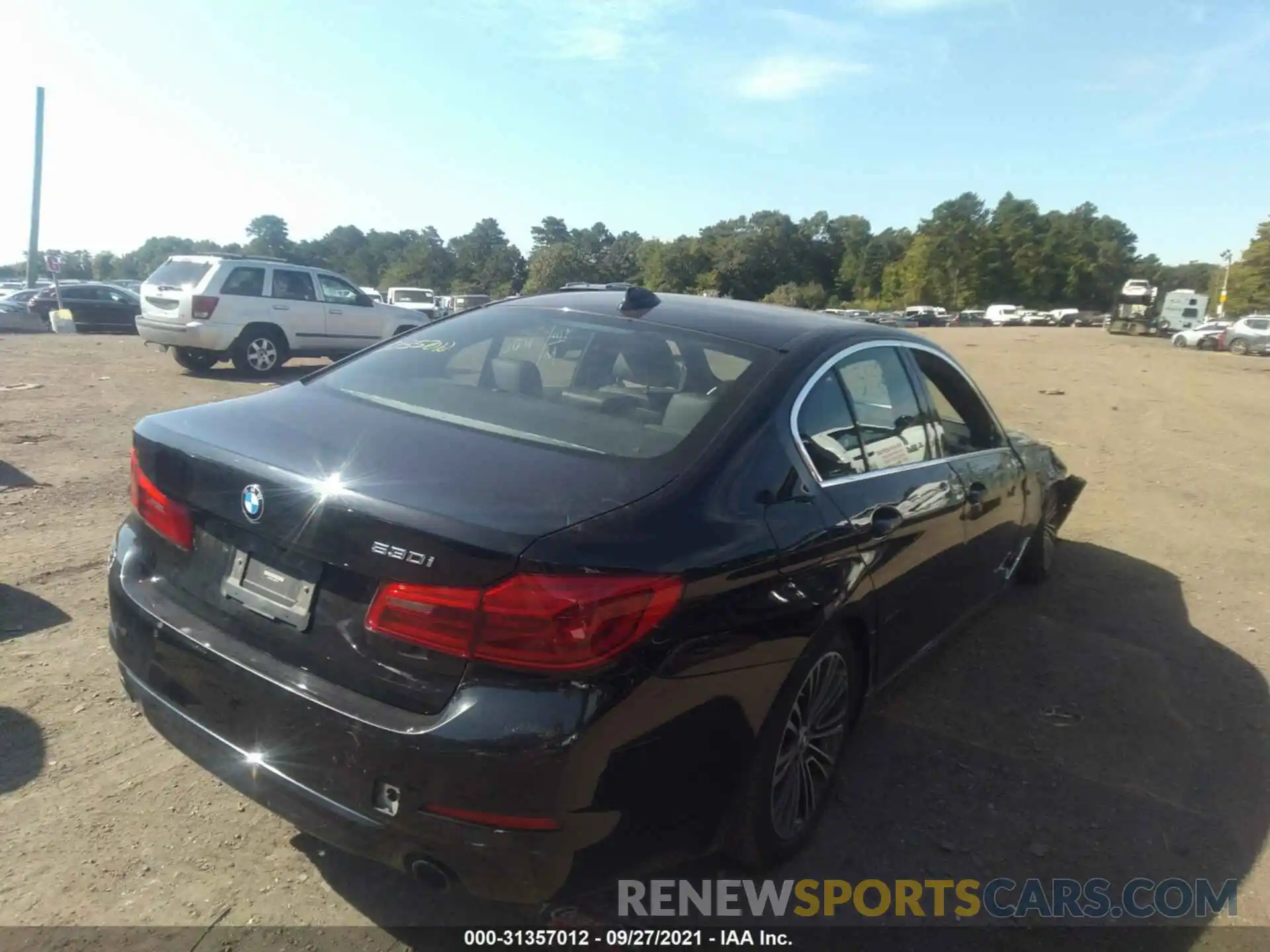 4 Photograph of a damaged car WBAJA5C51KBX87874 BMW 5 SERIES 2019